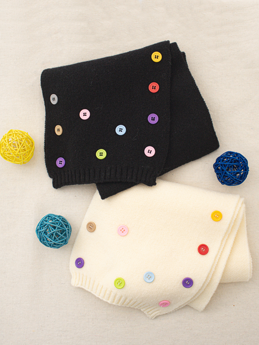 糖果釦針織圍巾