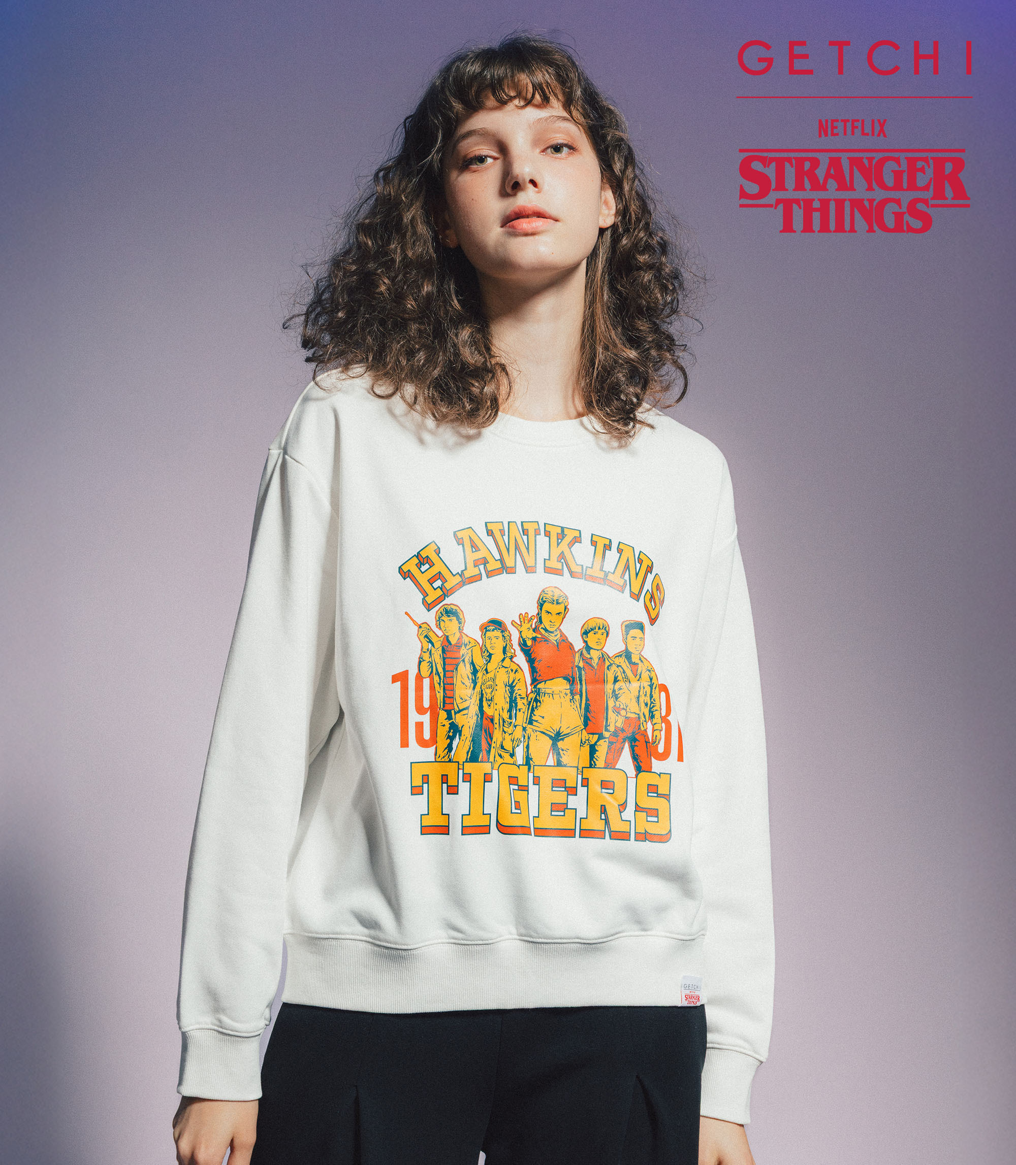 (現貨)Getchi X Stranger Things Hawkins Tigers中性款 長袖大學T