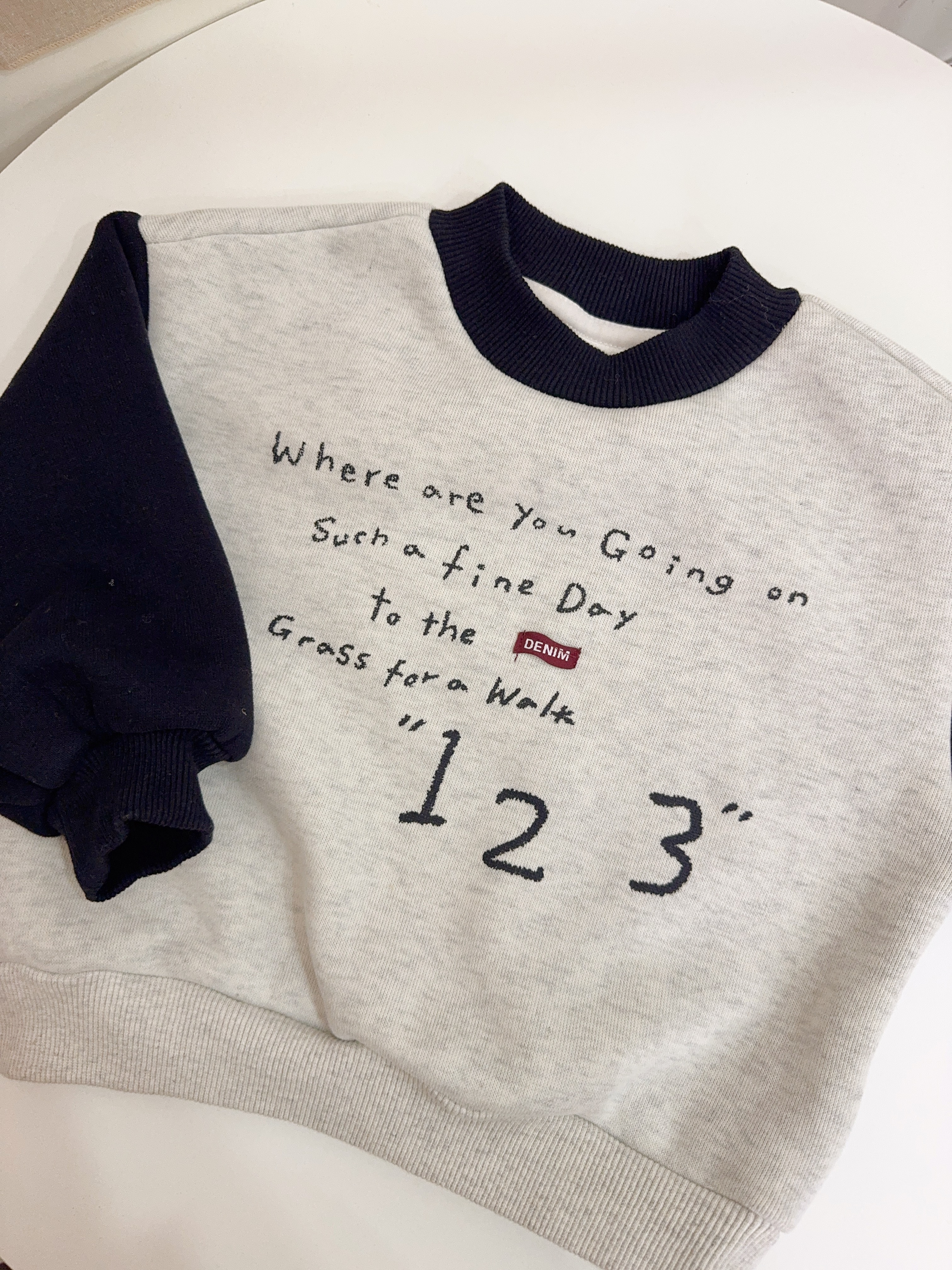 25SQ8659數字薄絨上衣