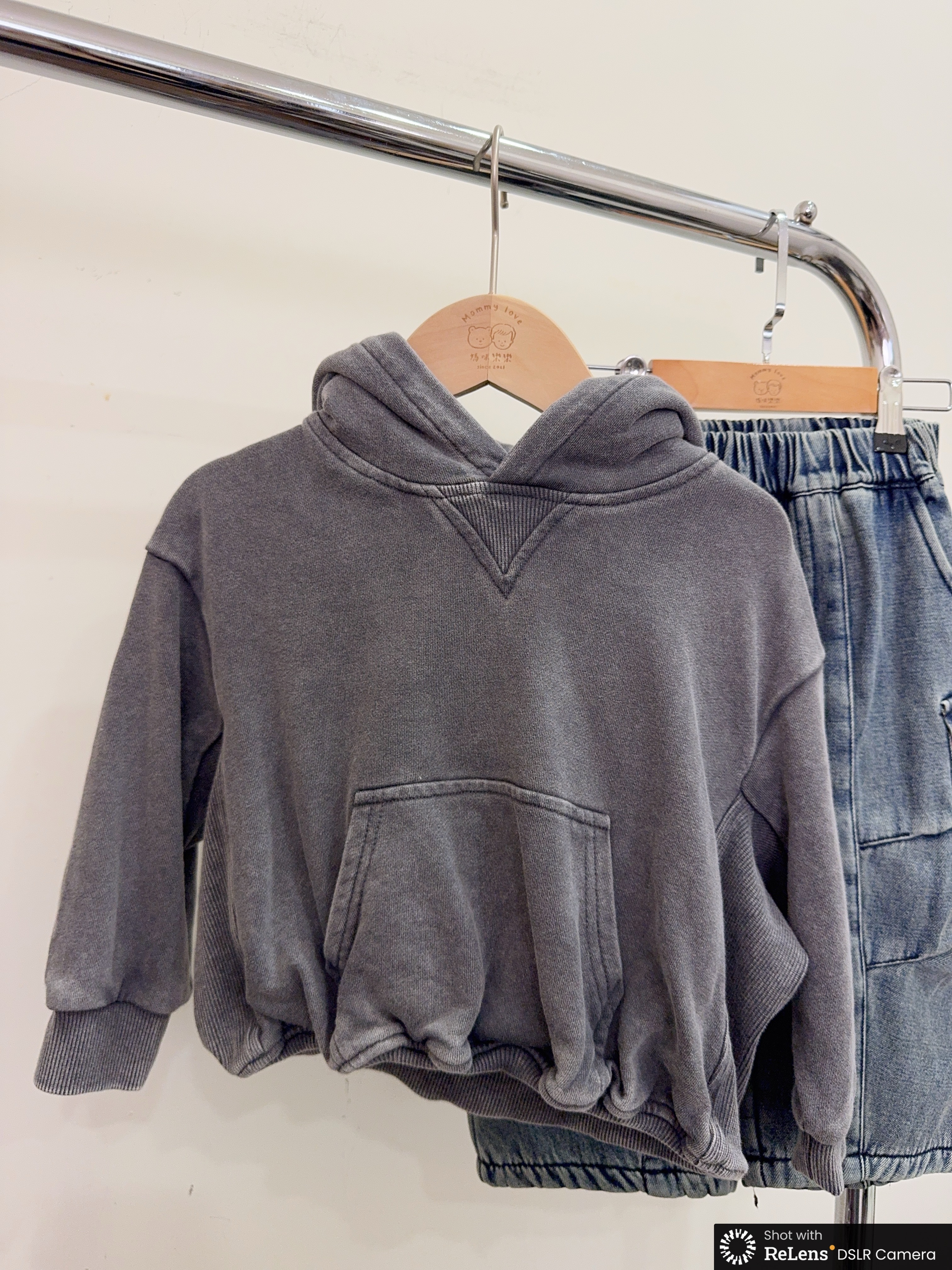 55018設計師家-水洗灰連帽上衣