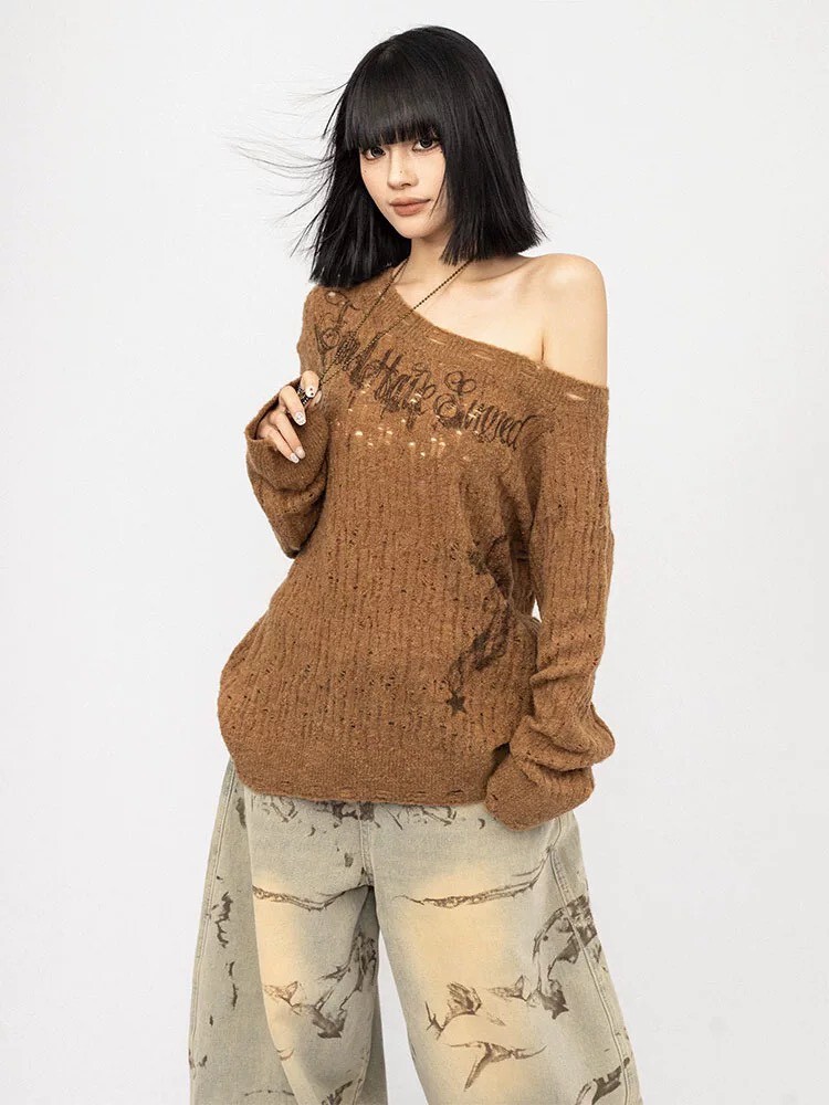 斜肩破壞針織T
