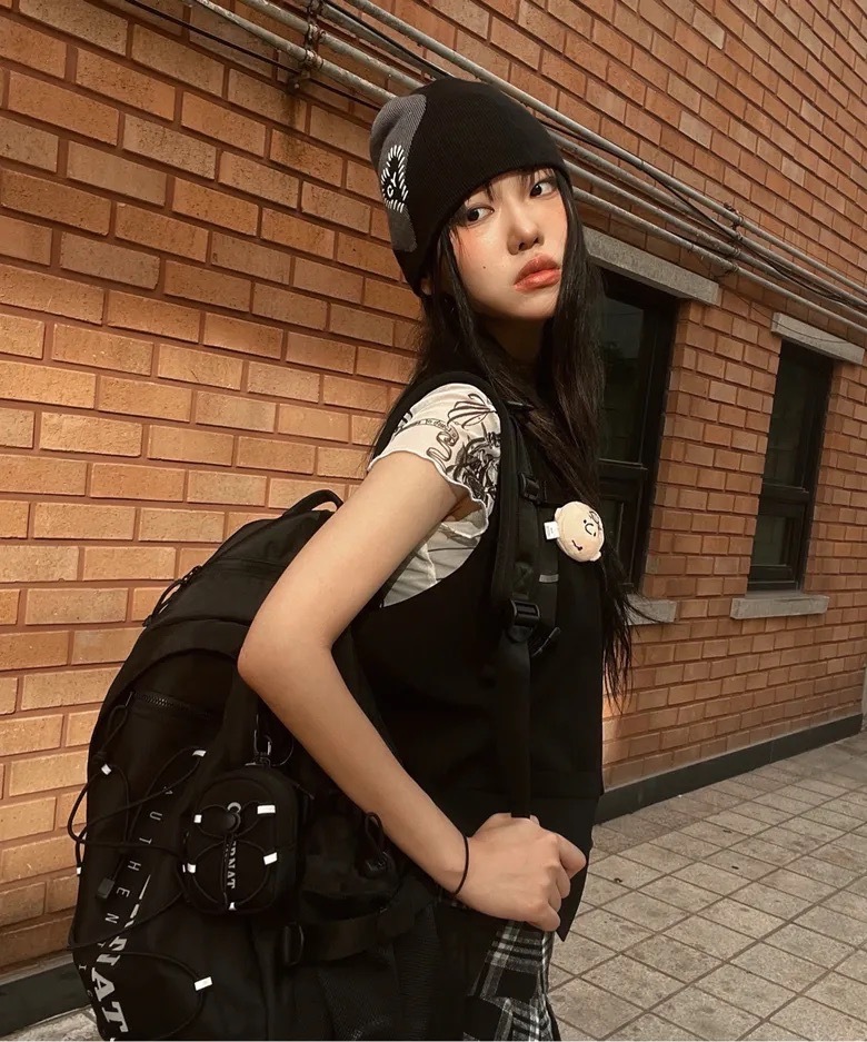 🇰🇷 COVERNAT NEW AUTHENTIC BACKPACK 後背包 背包 書包 上學包 灰 黑 收納包 抽繩 31L / 預購