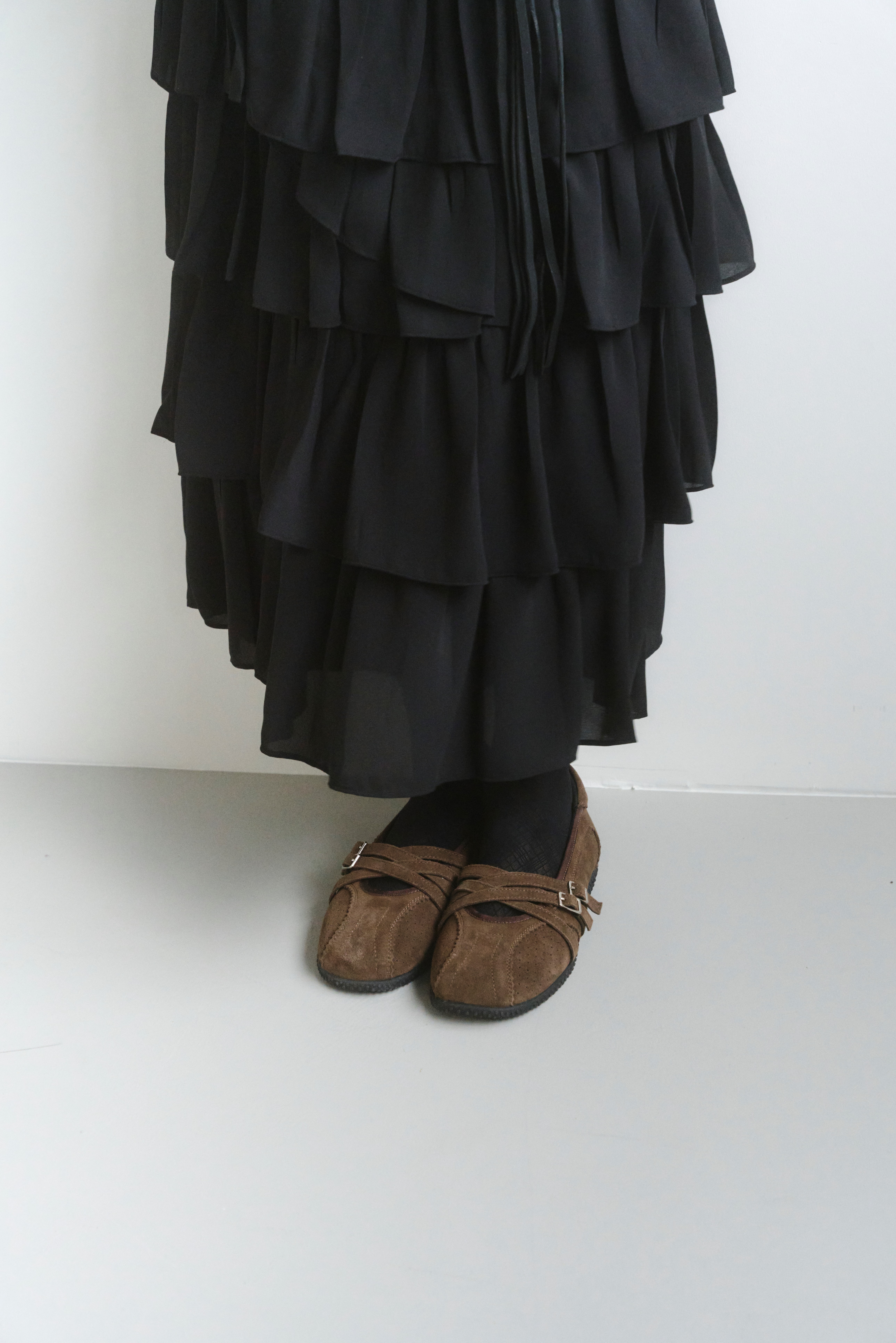 KHIHO ARCELLE PINKING BELTED SNEAKERS K25-SH021 BR