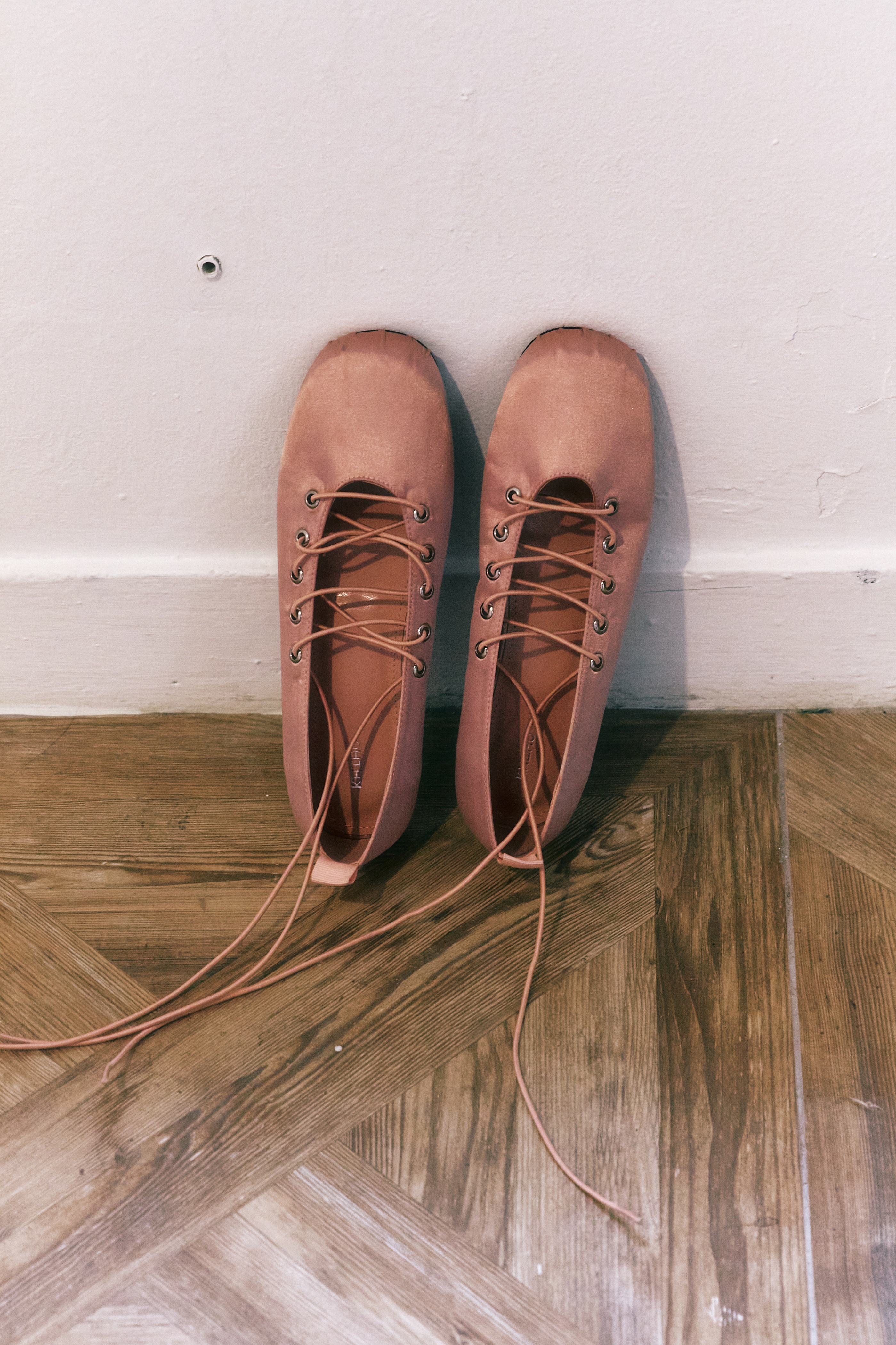 KHIHO DOLPHIN LACE UP FLATS K25-SH003 PI