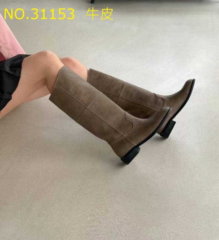 CM02 NO.31153 牛皮  足碼    原價   $959 韓國牌子 中國制
