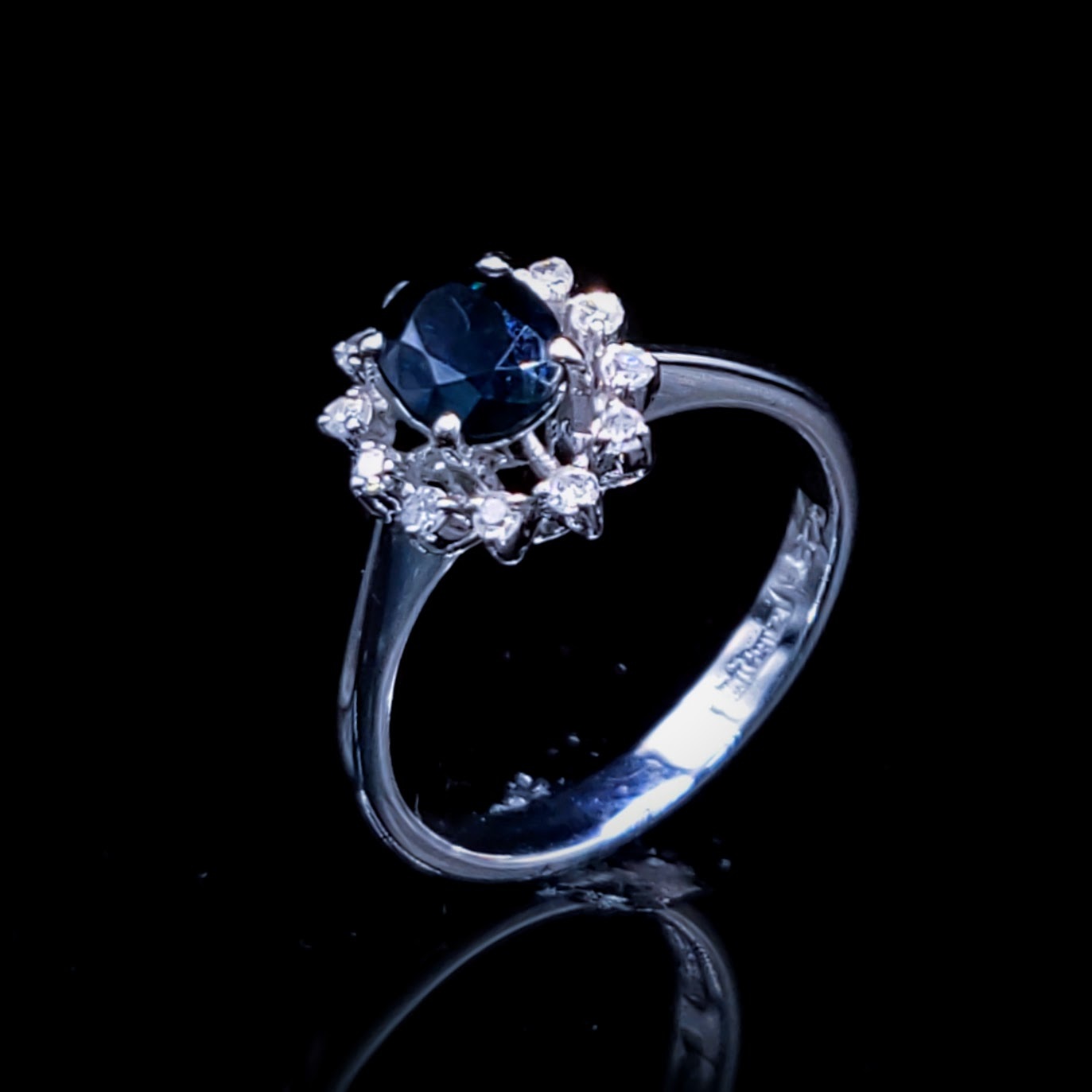 全新白金【單粒76份藍寶石】配12份鑽石戒指