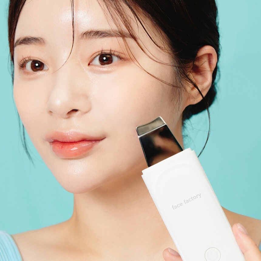 Facefactory 閃電鏟皮美容儀 | 清潔黑白頭 X 微超音波震動 X  無刺激安心用