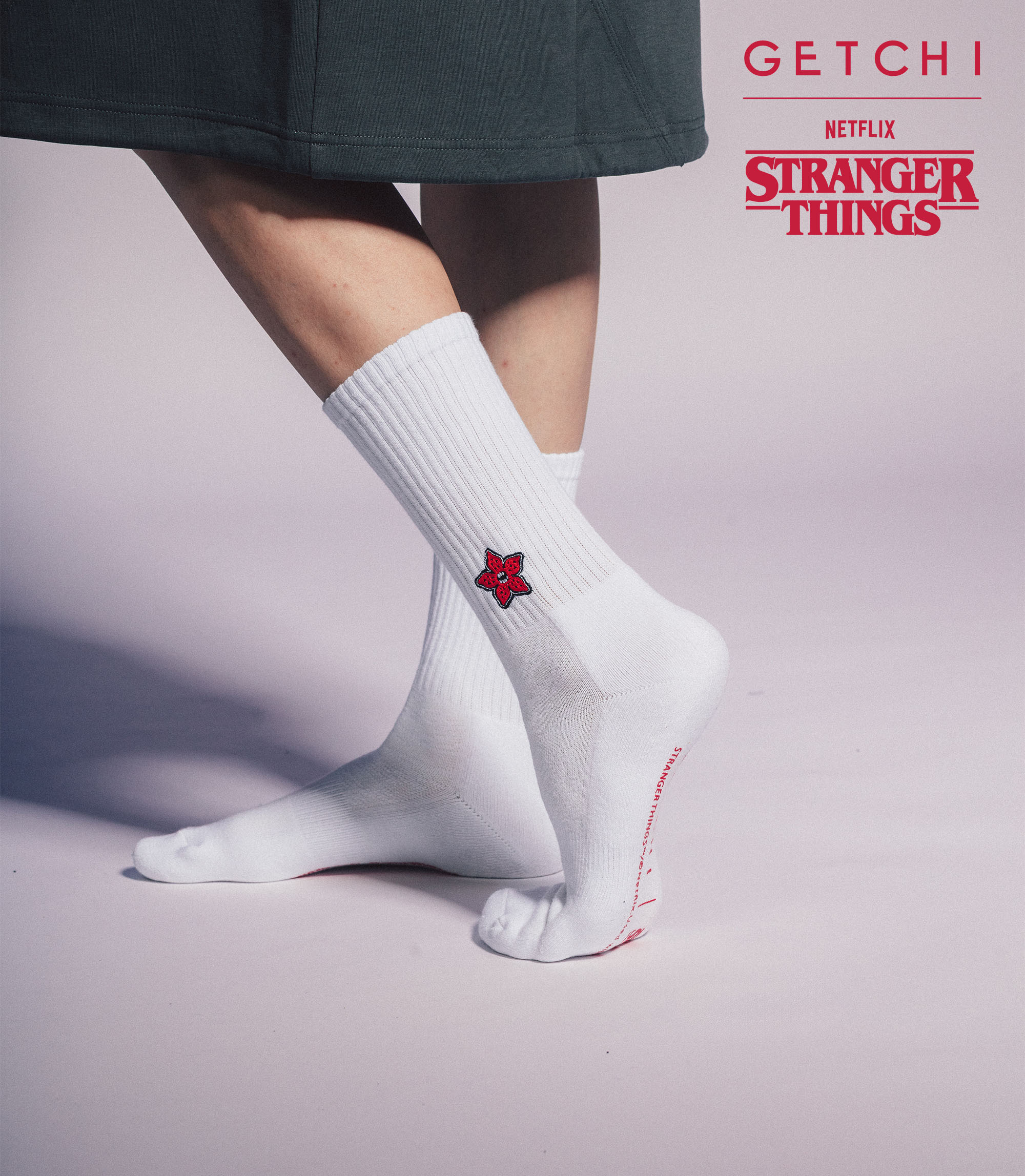 (現貨)Getchi X Stranger Things 魔神系列襪子(黑/白)