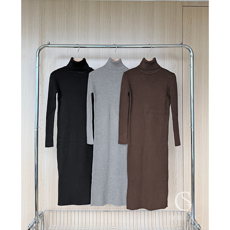 M53「高磅坑紋高領洋裝」