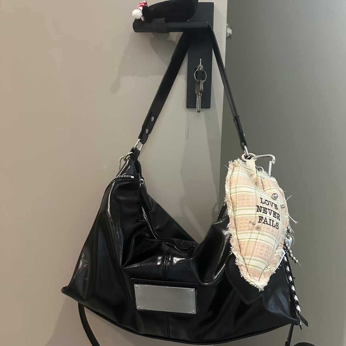 MATIN KIM 黑武士包包