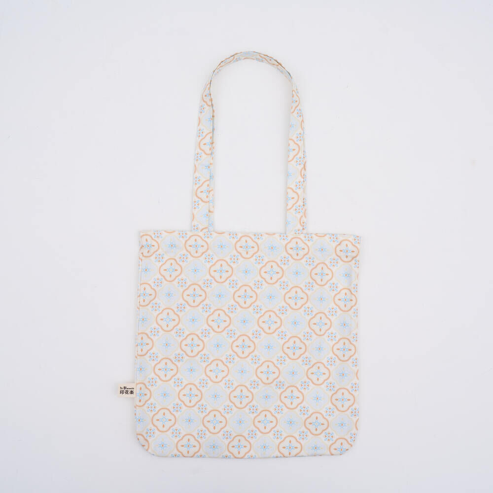 Happy Square Tote Bag/Begonia Glass Pattern/Sweet Almond