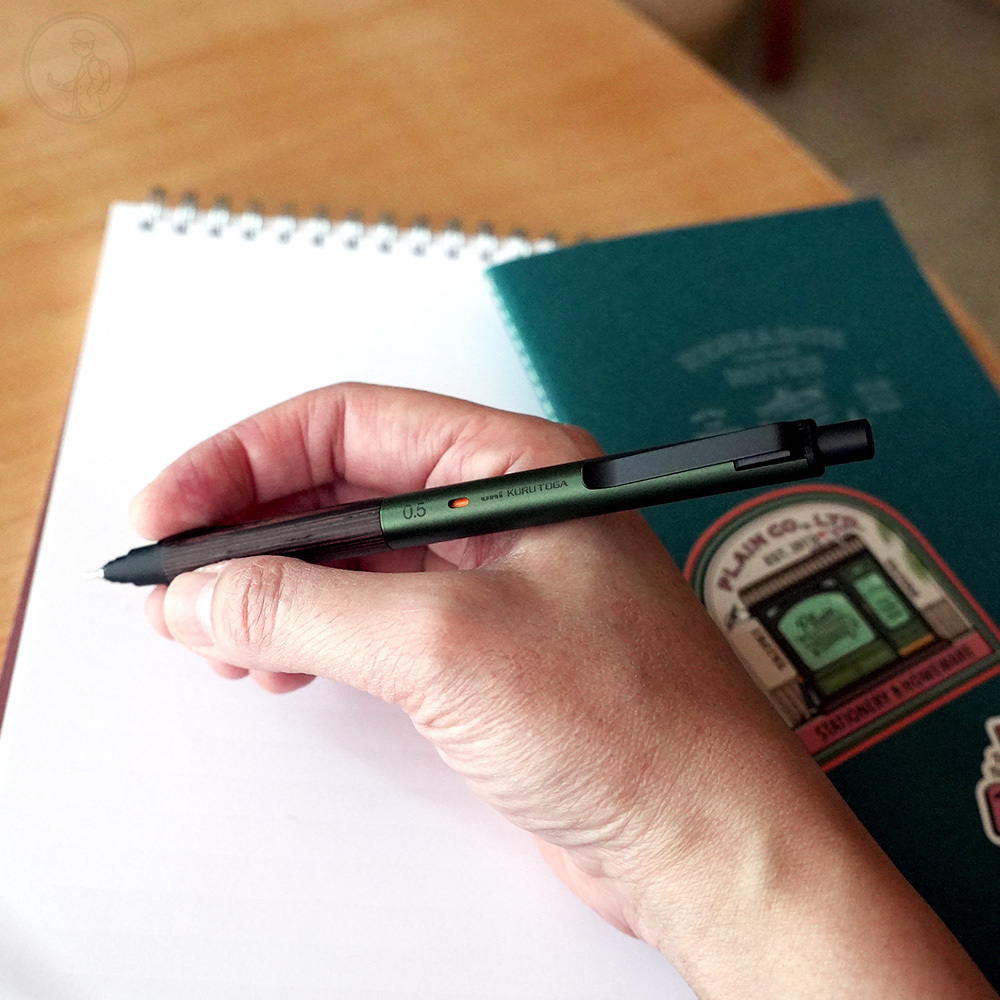 三菱KURU TOGA Wood 自動鉛筆