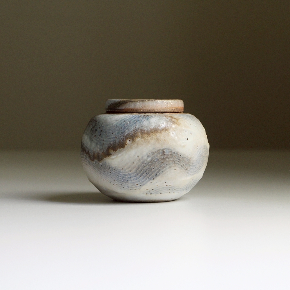 雲紋柴燒茶葉罐