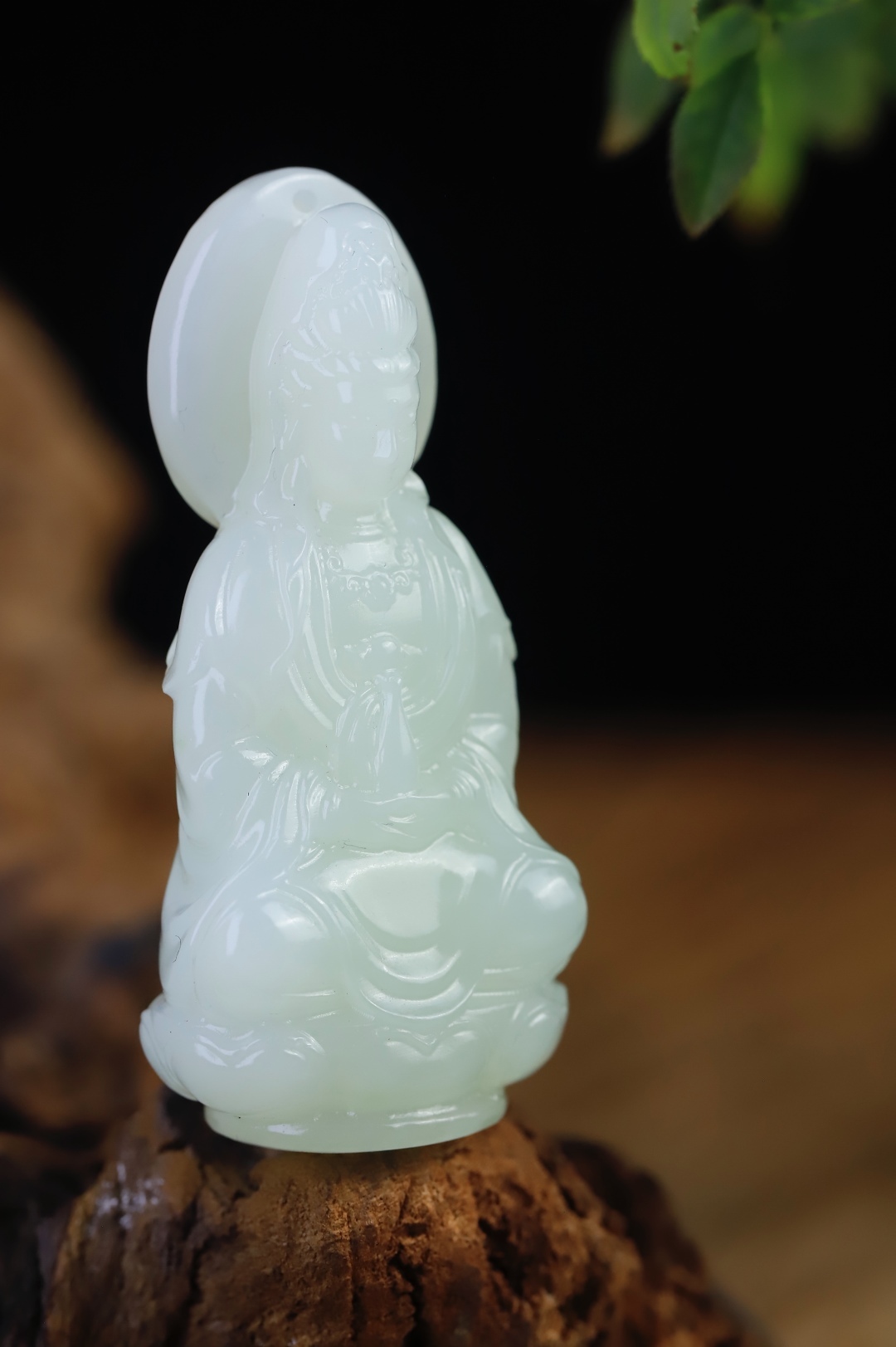 11616 和田玉淨瓶觀音