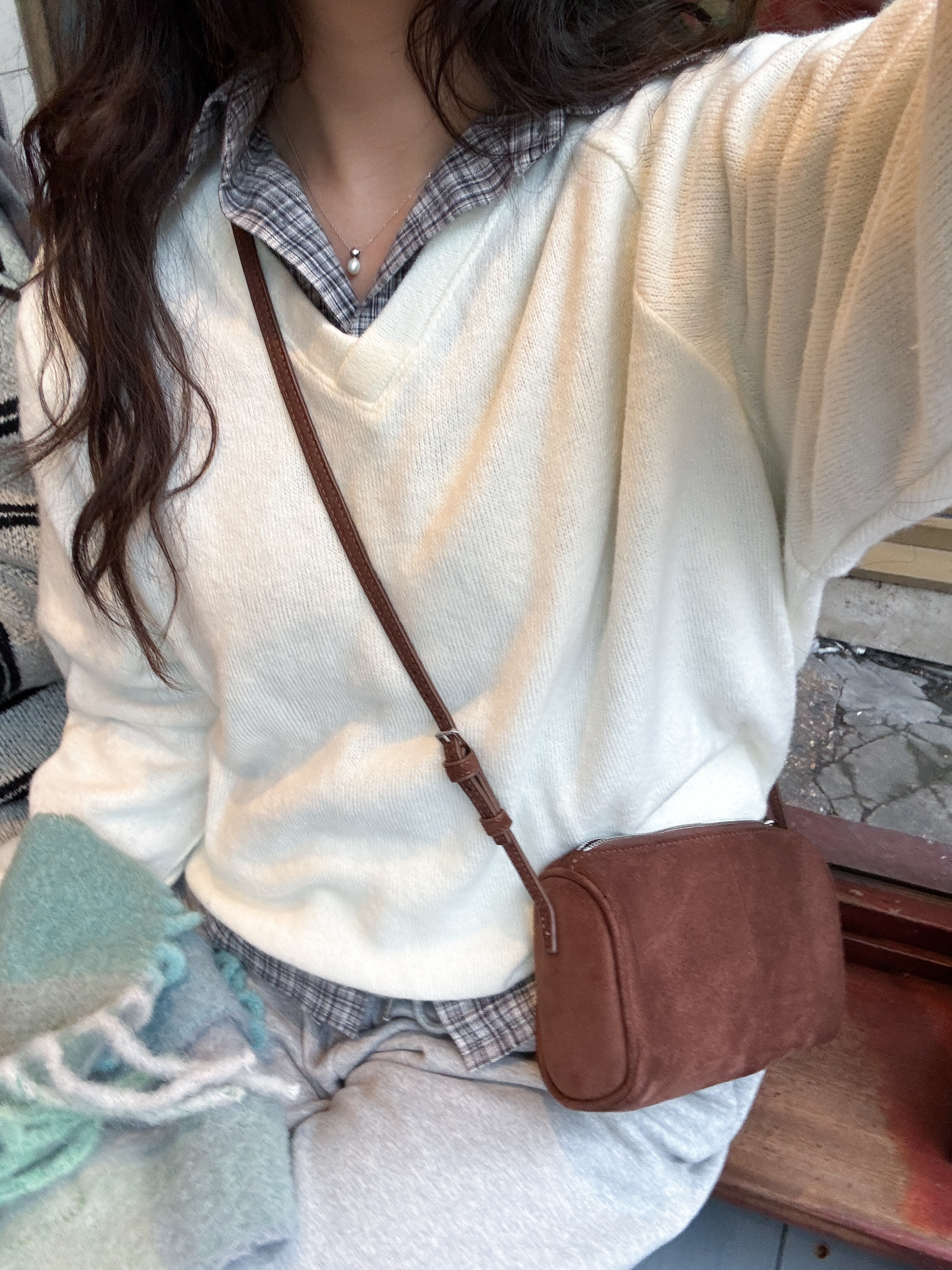 超舒服的慵懶感V KNIT