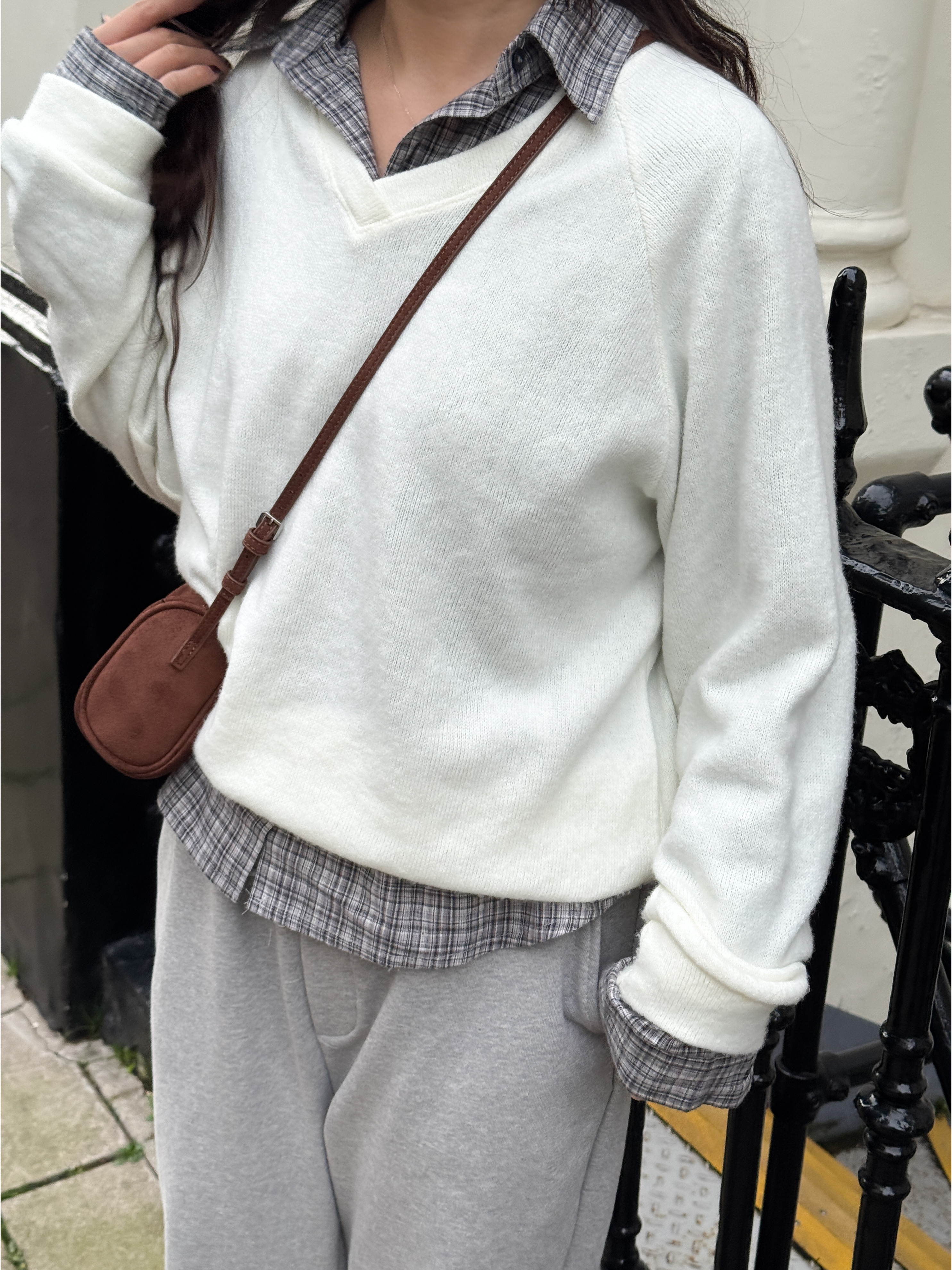 超舒服的慵懶感V KNIT