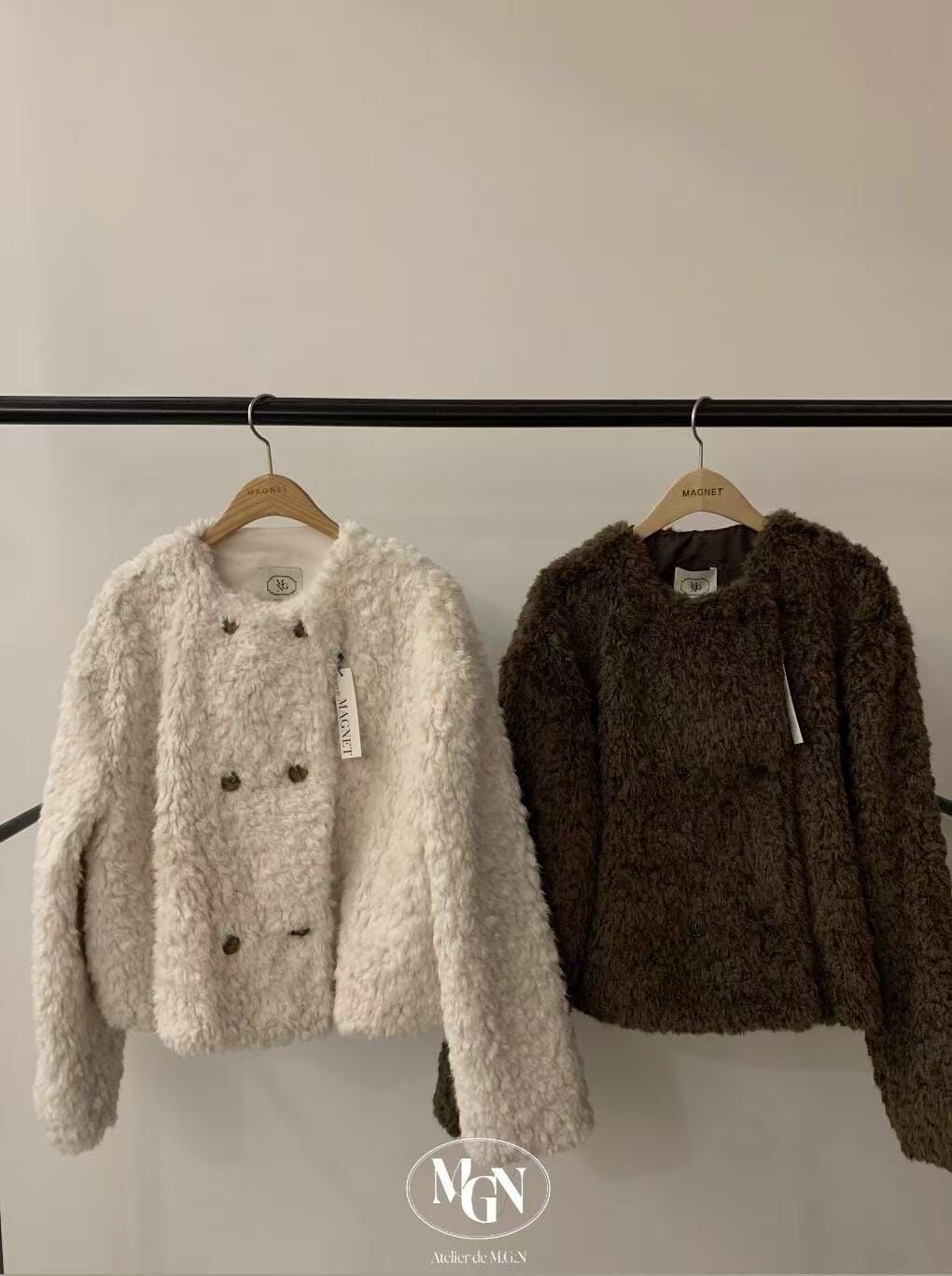 MN5201 羊咩咩軟綿雙排扣外套