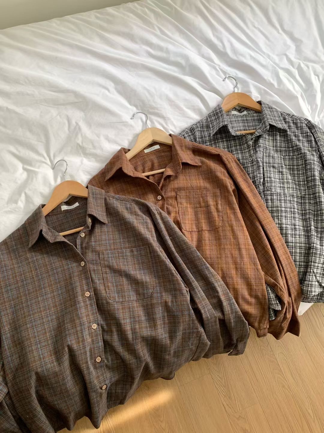 MIU系女孩的復古格紋襯衫