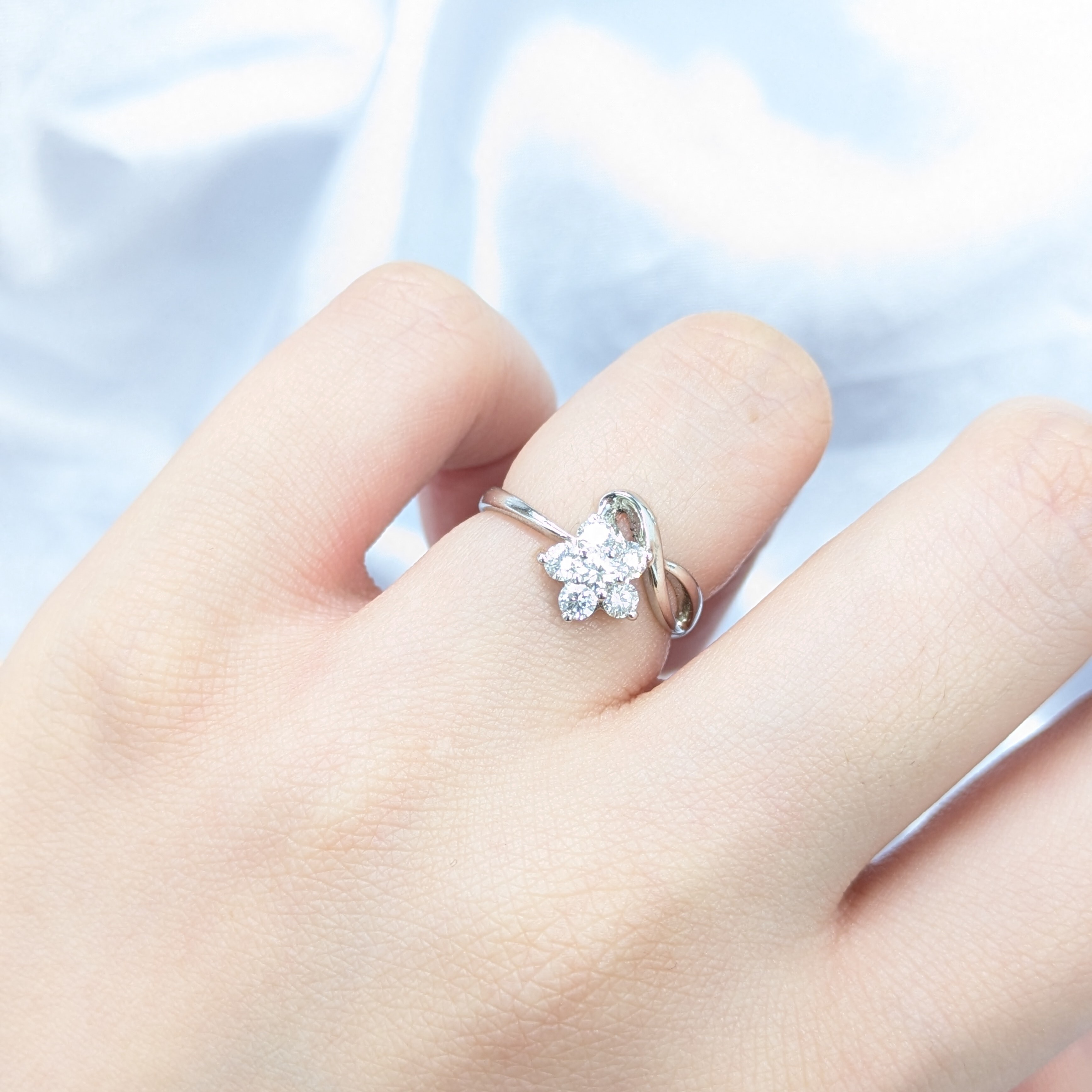 全新18K白金35份鑽石戒指