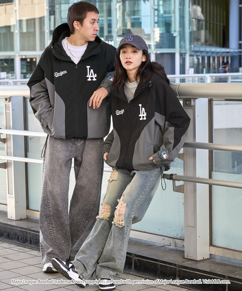 日本🇯🇵連線 MONO-MART x MLB 超寬鬆雙拉鍊撞色尼龍外套 隊徽 刺繡 長袖 寬鬆 外套 運動外套 2款(任買兩件711免運)/預購