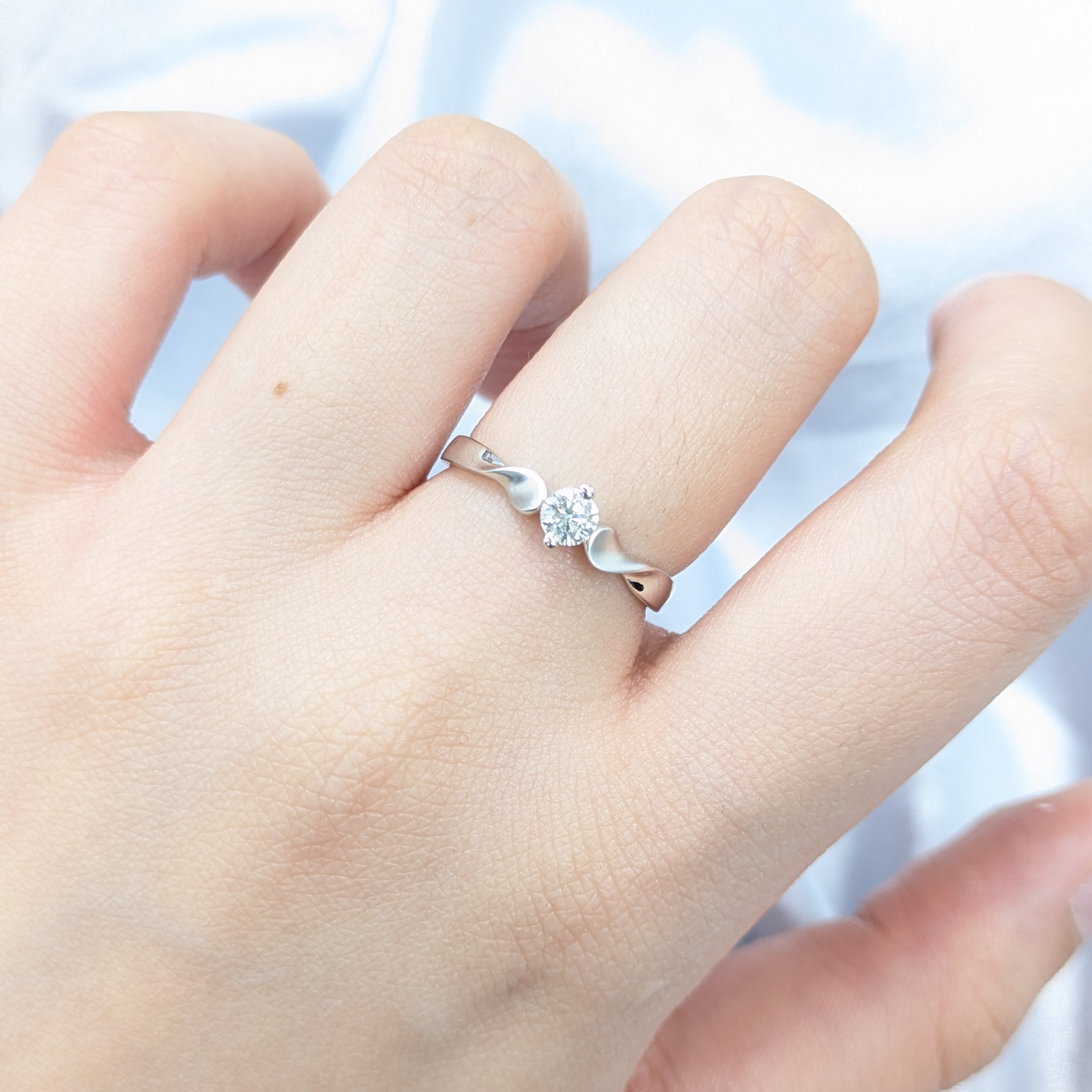 全新18K白金【單粒21份鑽石】戒指