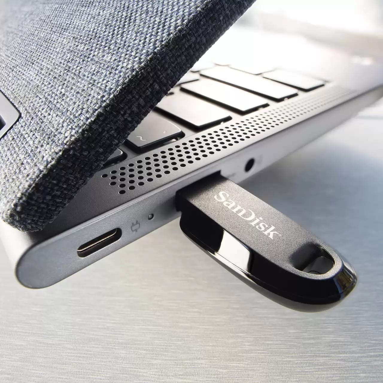 SanDisk🚀極速 Ultra Curve USB 3.2隨身碟 手指 32GB/64GB/128GB (SDCZ550)