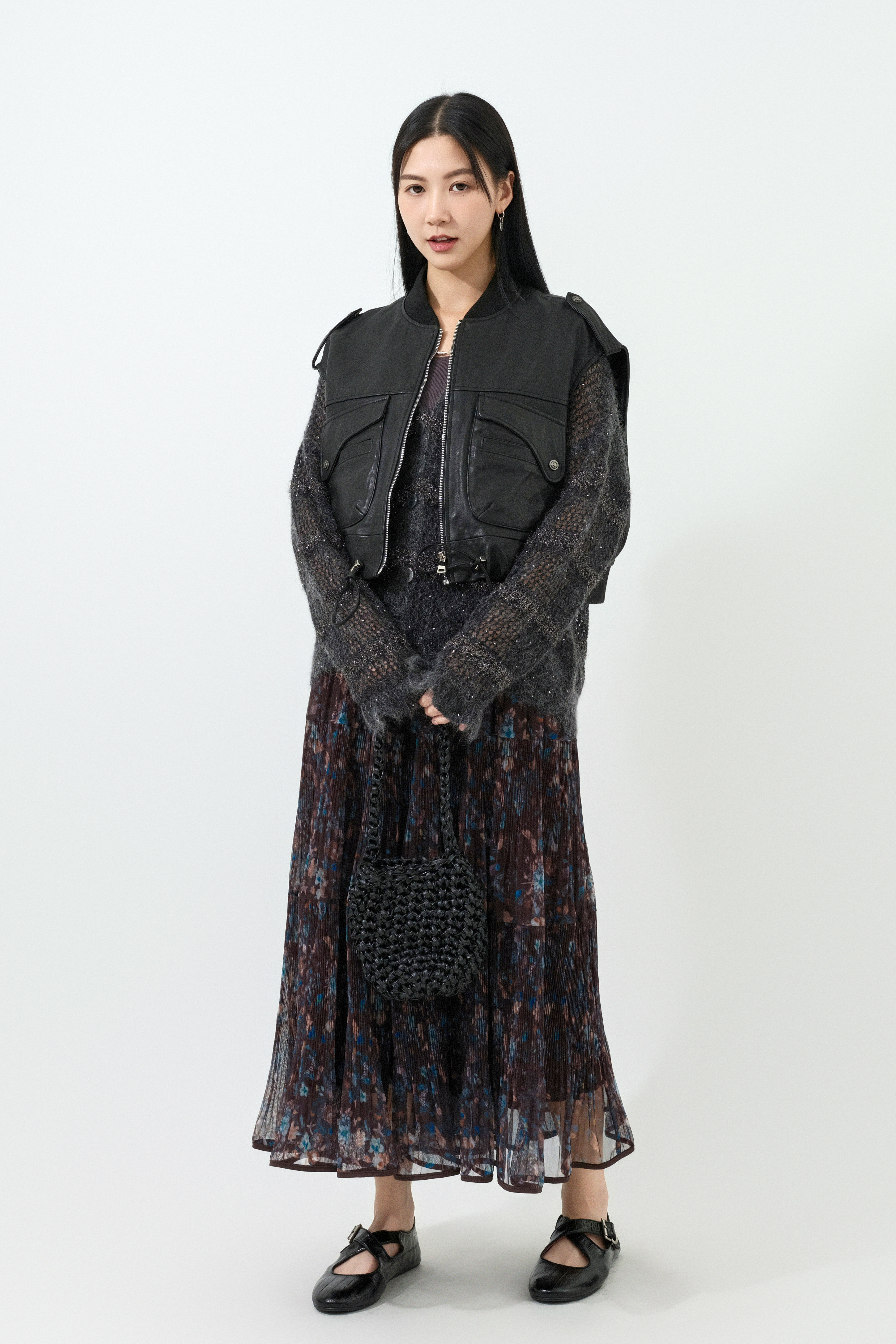 FW25_0207（真皮背心＋針織外套＋吊帶＋半截裙）