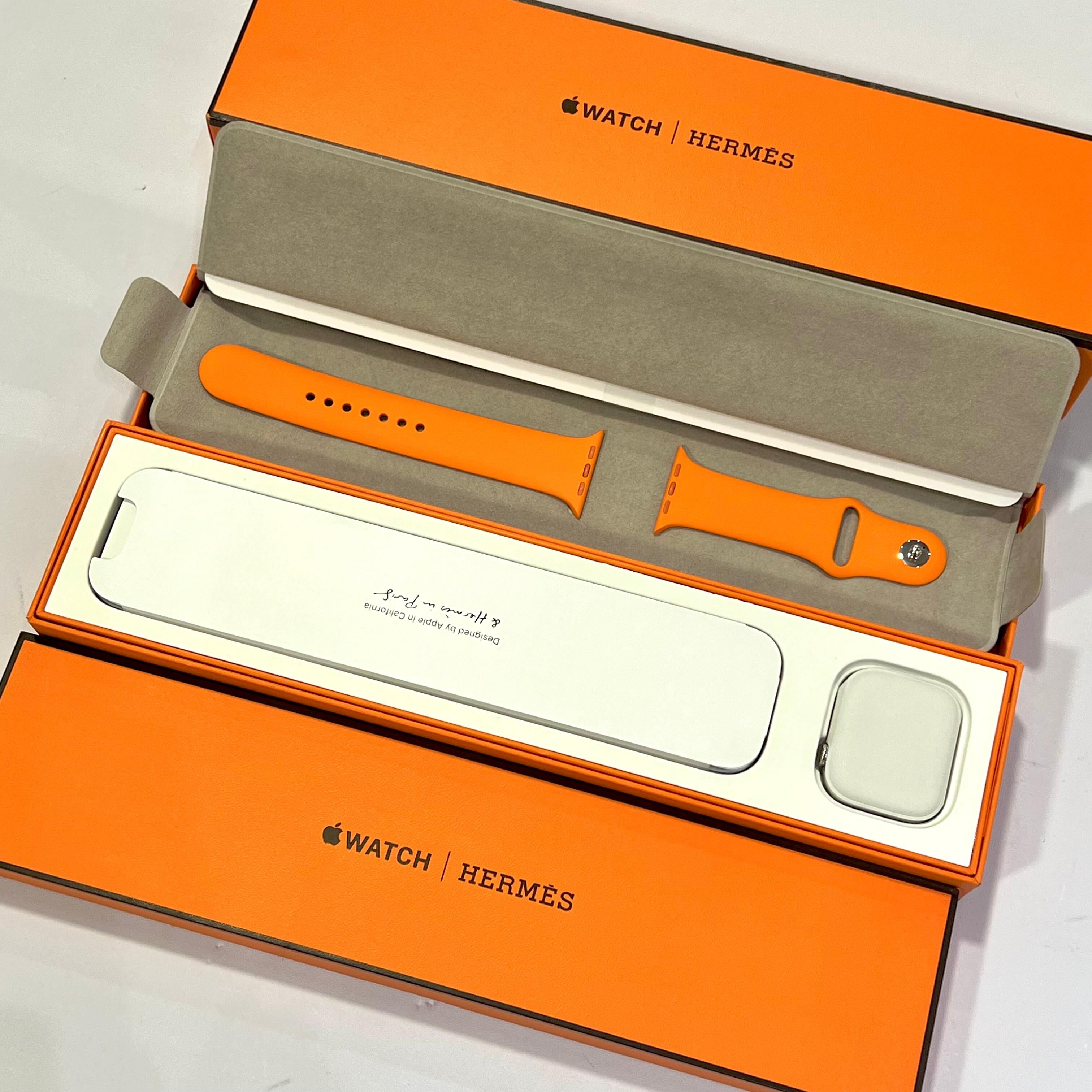 全新HERMES APPLE WATCH SERIES 9 橙色橡膠 45mm #BRAND NEW #香榭站正品