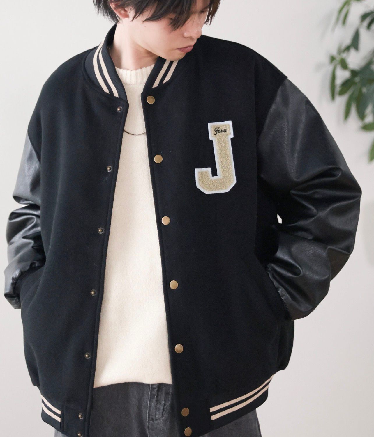 【預購】JN112053 Java 復古棒球款外套