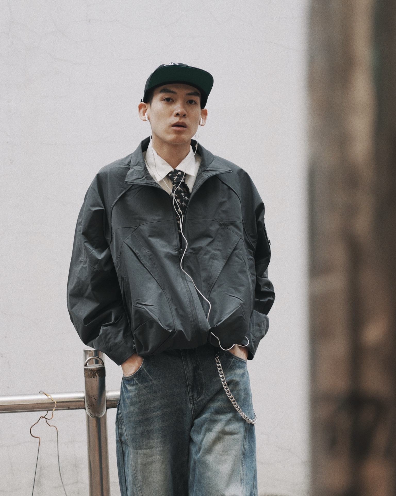 <現貨🔥不讓你冷到>XIN SELECT 衝鋒 機能 夾克 立領 防潑水 外套 兩色 253092