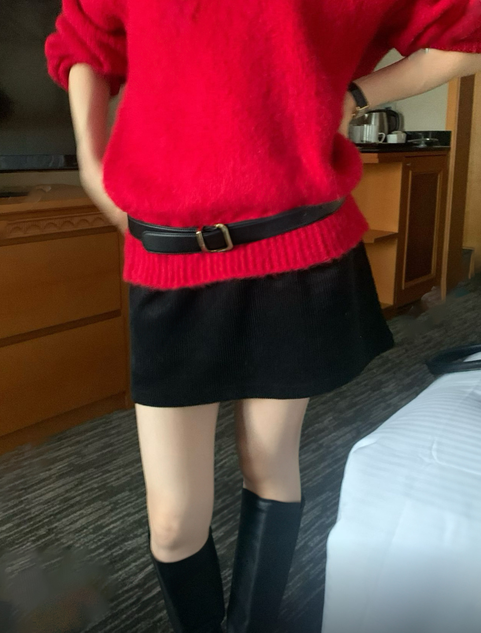 復古女孩的燈芯絨短裙褲