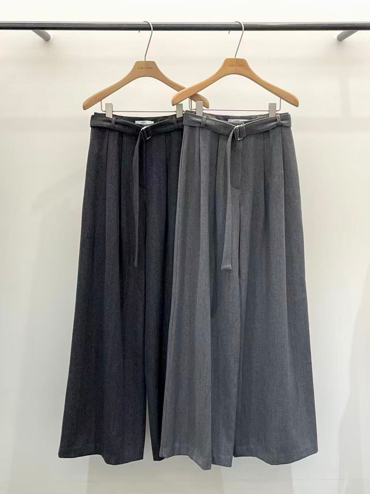 OB5239 皮帶壓摺休閒褲