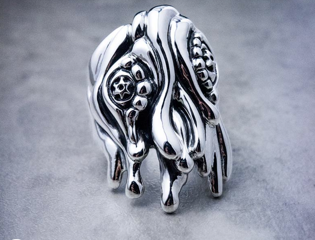 In Another World – 爛泥 ring