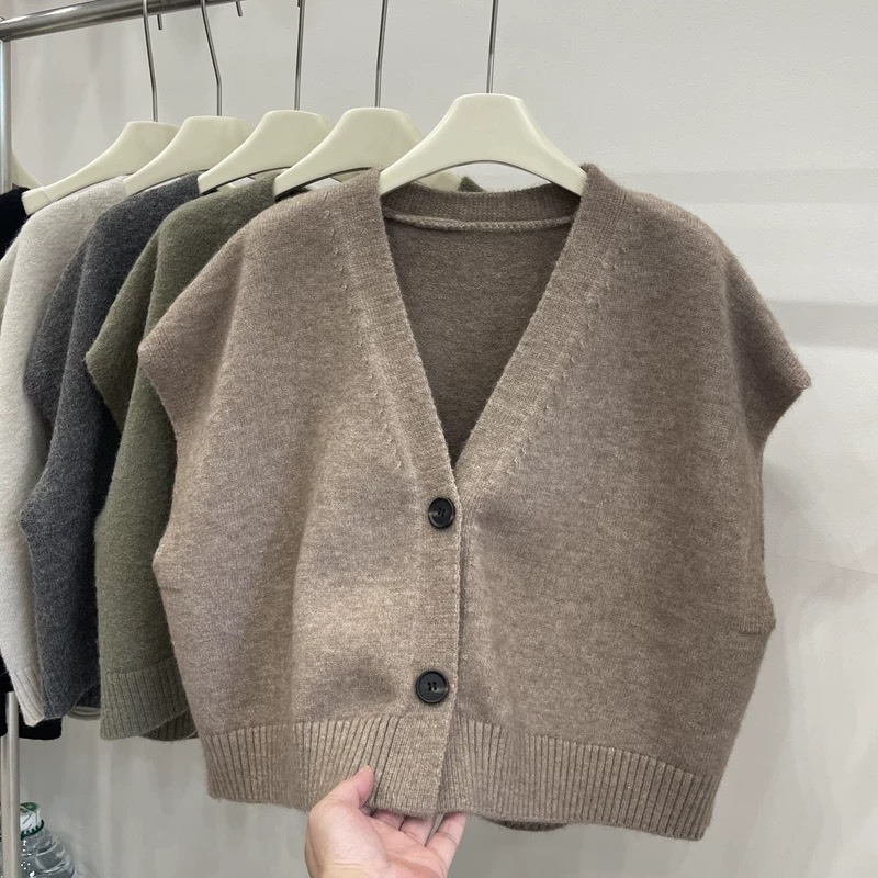 V領排釦短款毛衣背心 6607