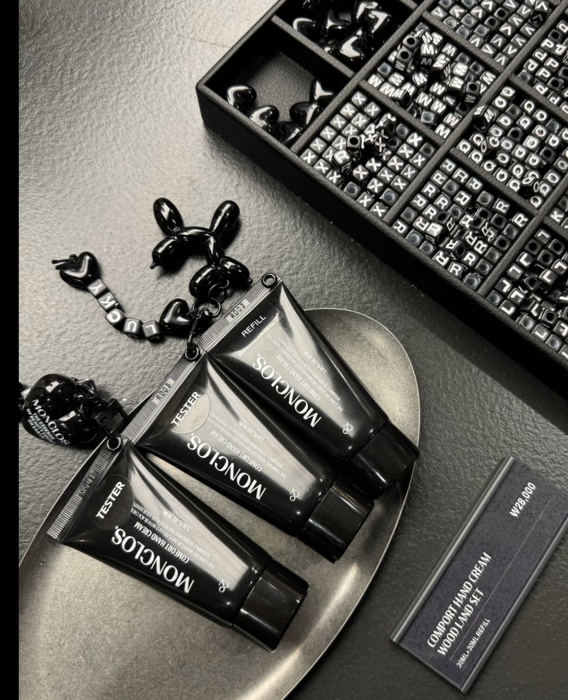 <質感滿分> 黑色系 MONCLOS COMFORT 護手霜 30ml