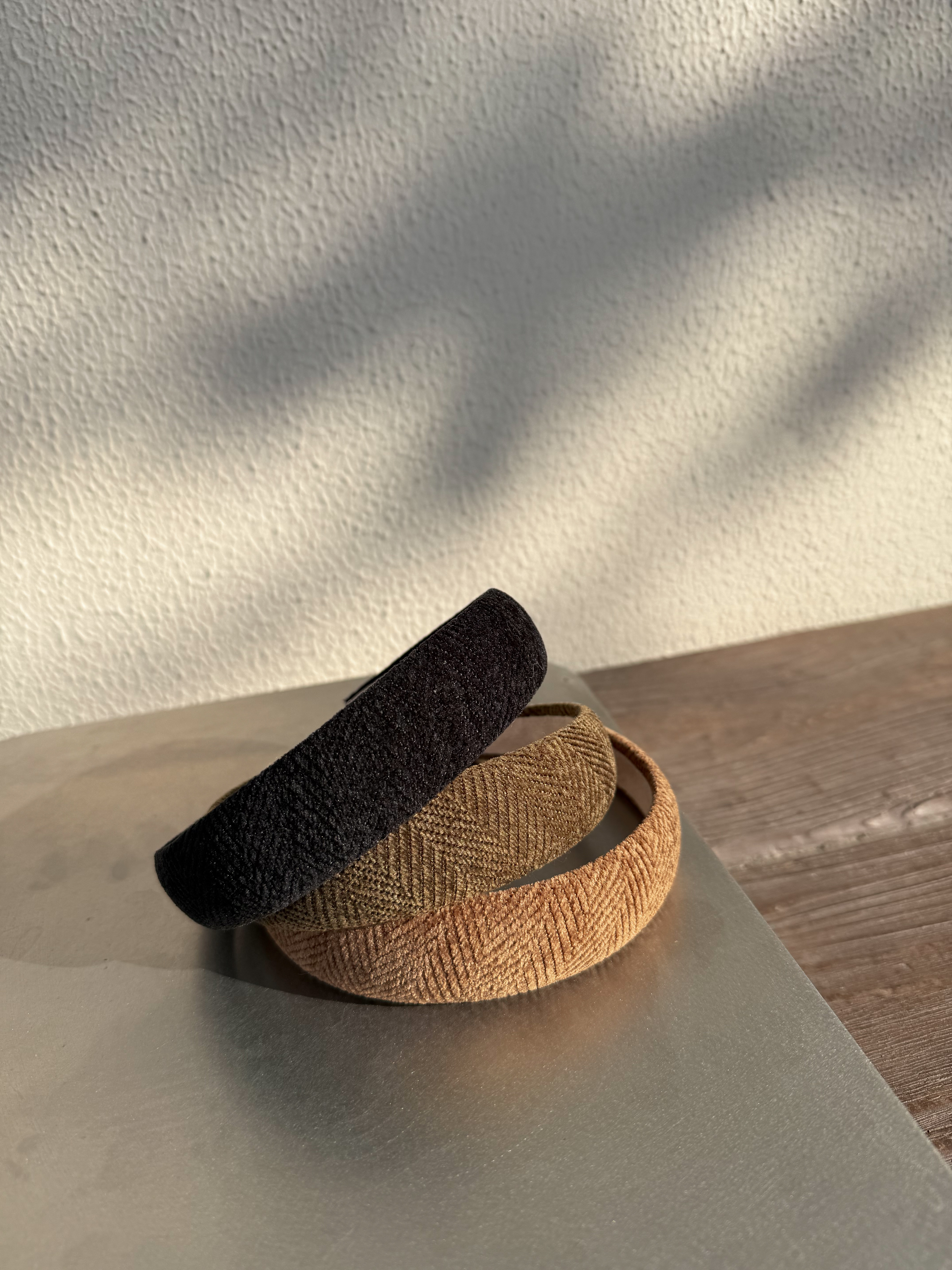 25J303 質感滿分 品牌款法式斜紋絨面髮箍