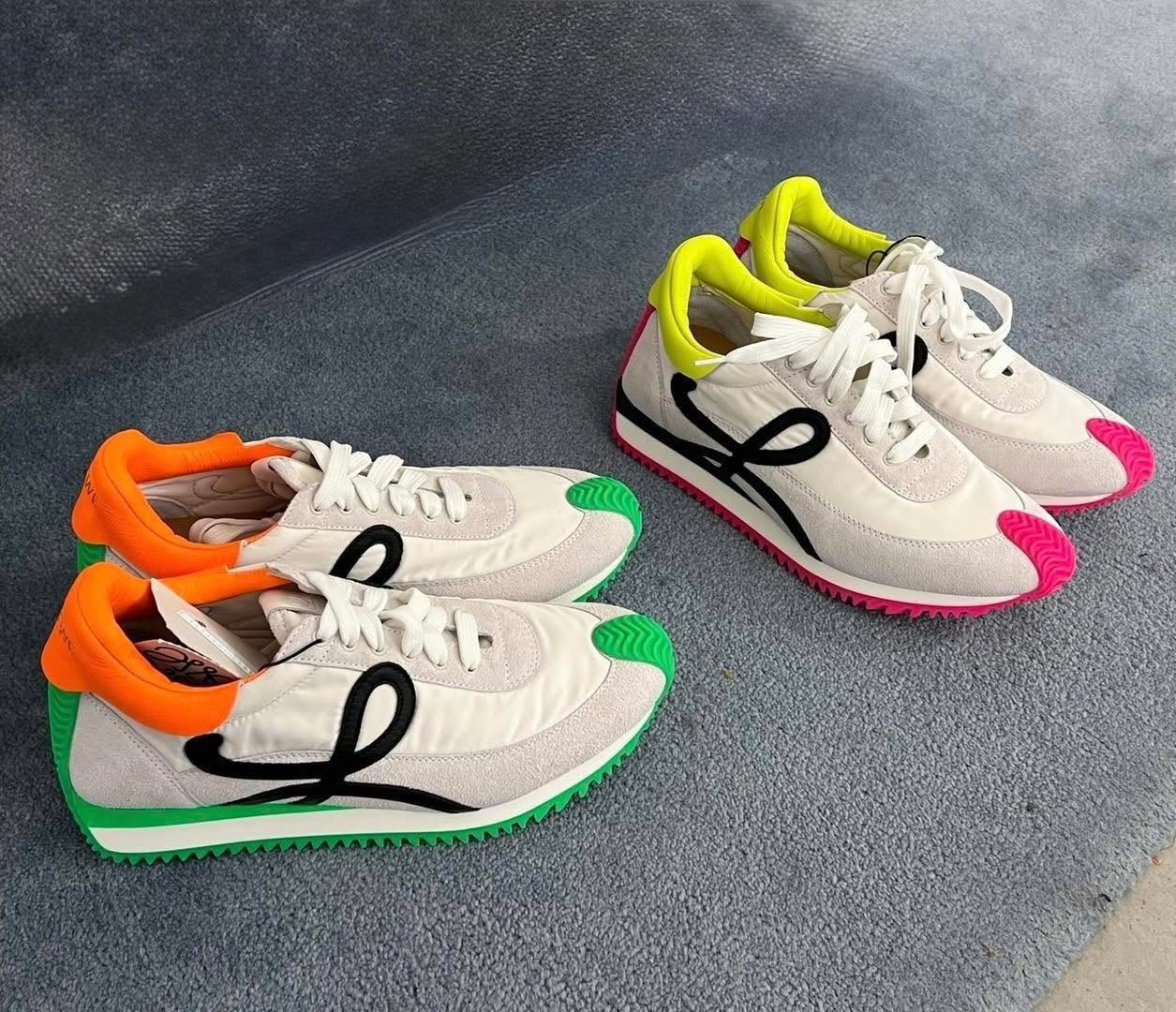 Loewe flow runners sneakers green & pink