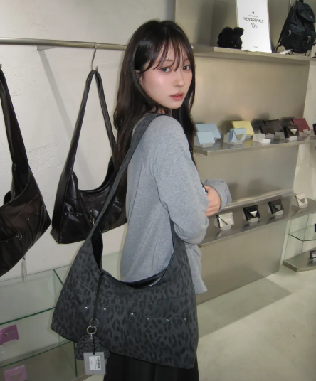 Fennec BASH 豹紋慵懶托特包 | 大容量可調肩背 | 鬆軟廓形斜挎包 FBFSB06LBF