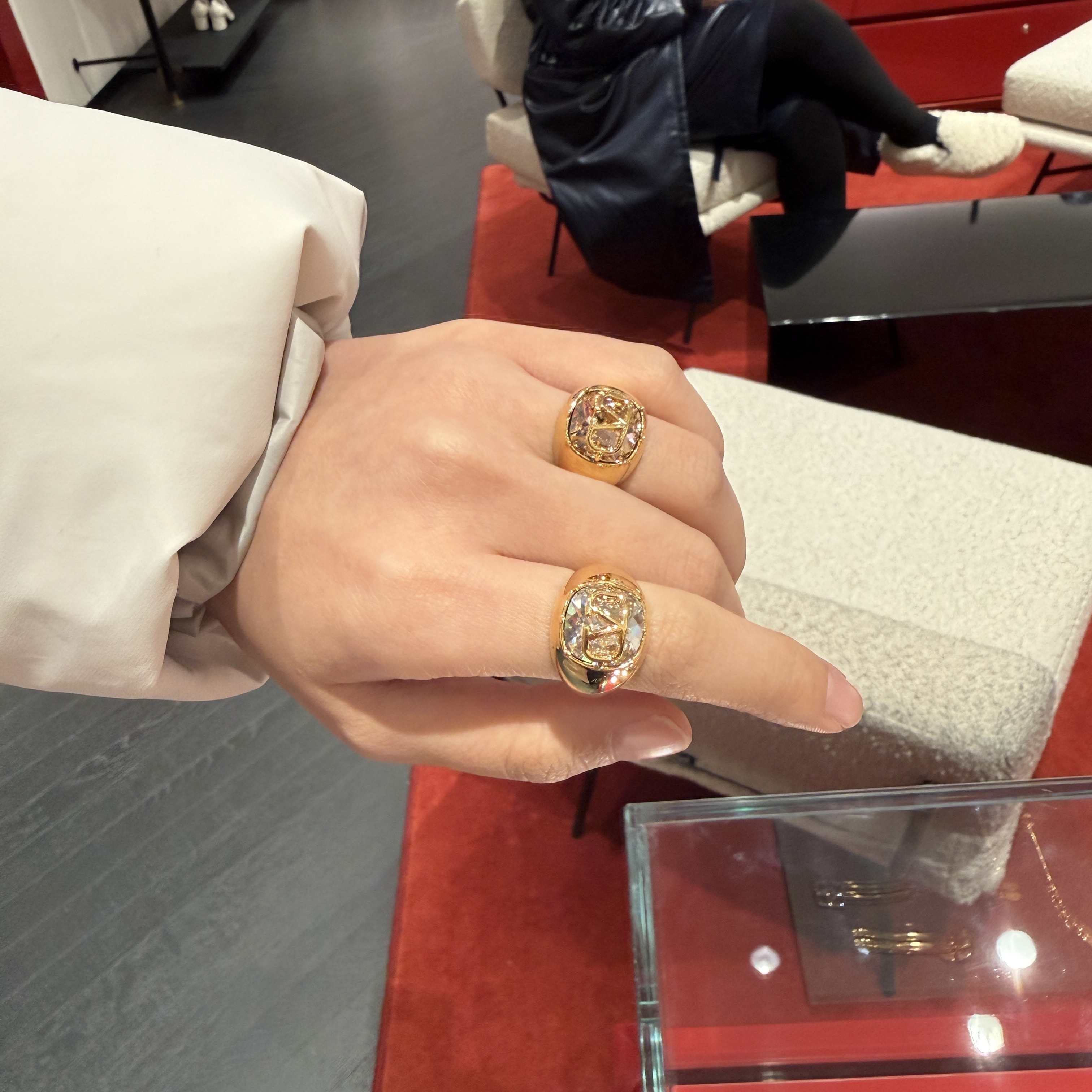 Valentino Swarovski crystal ring white & pink