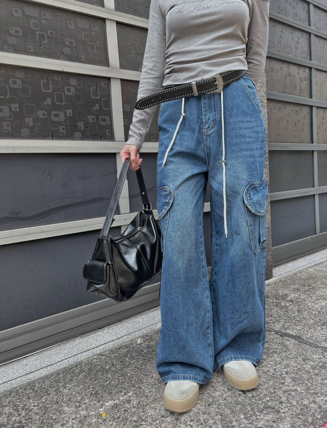 愛心口袋綁繩牛仔寬褲/單一色