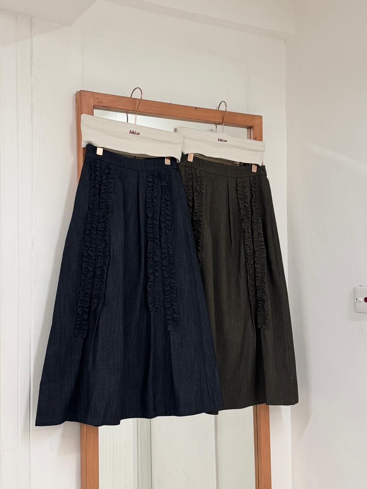 雙行木耳花邊半橡筋拉鏈半裙