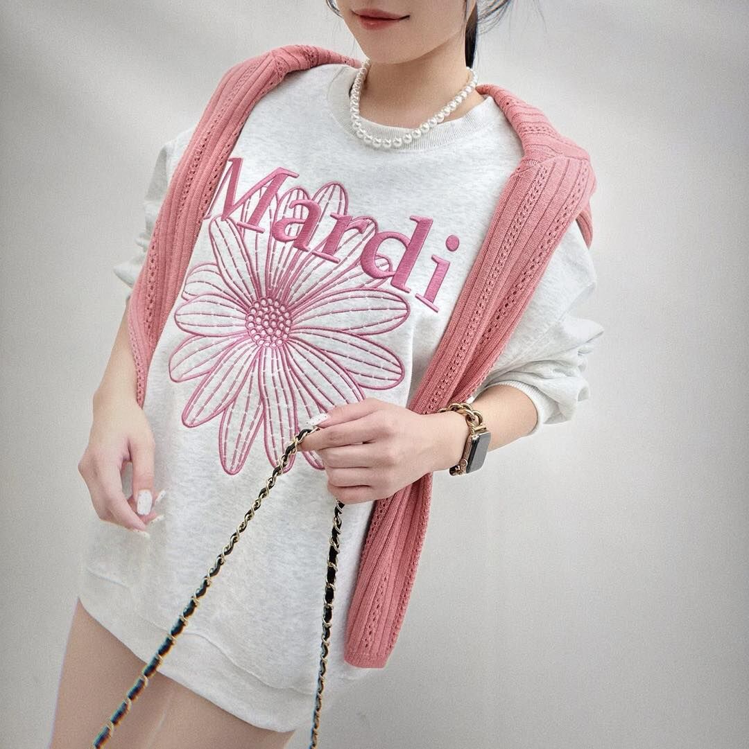 【質感超好的刺繡字母造型大學tee】（現貨）