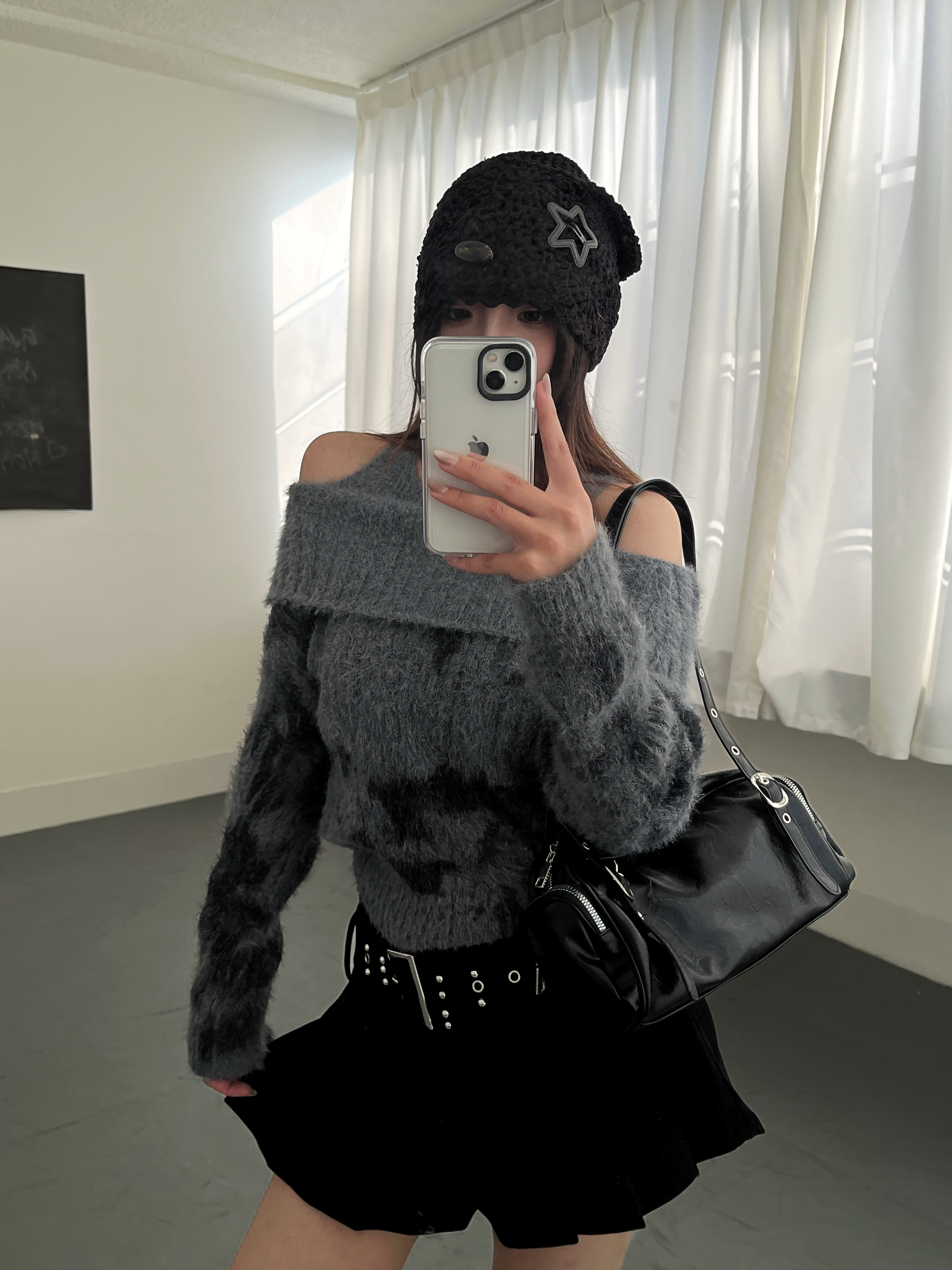 厚實一字領暈染毛衣