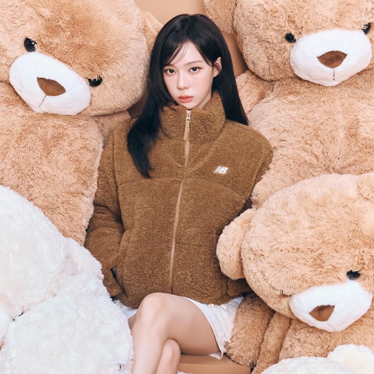 🇰🇷 NEW BALANCE NB 短版羽絨外套 立領 泰迪棕 奶油白 女款 金冬天 aespa Winter同款 / 預購