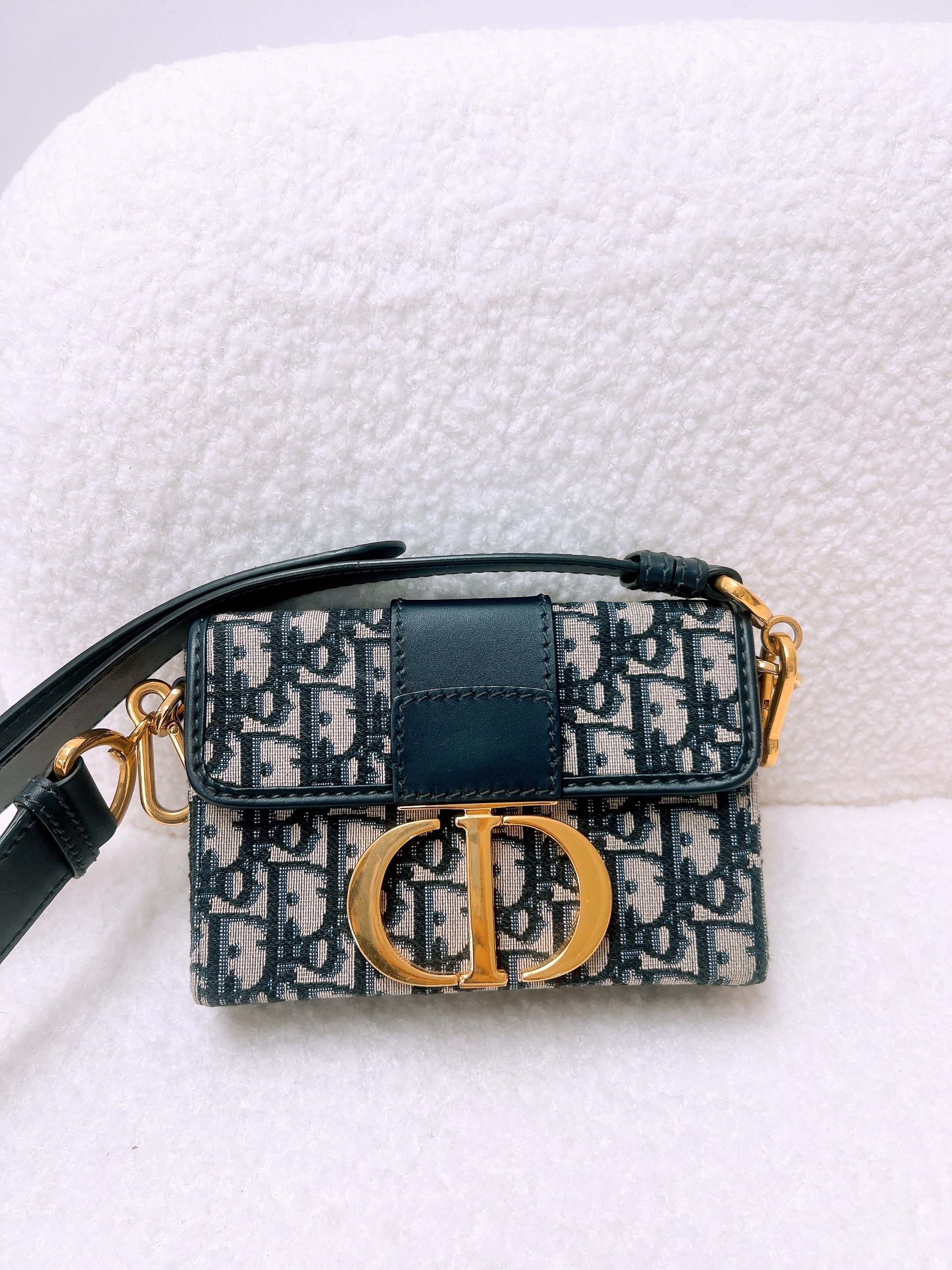 Dior 30 montaigne box (blue oblique)