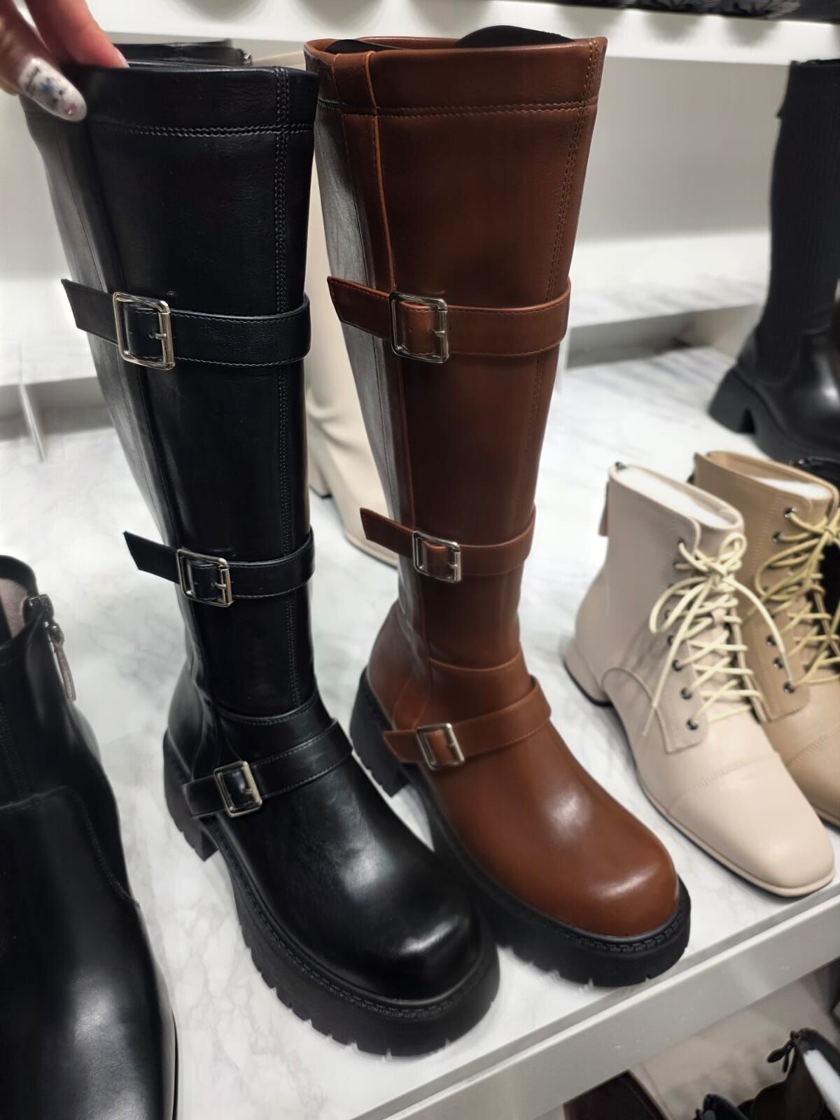 SH5214 PU皮3帶扣型格長靴 *足碼*