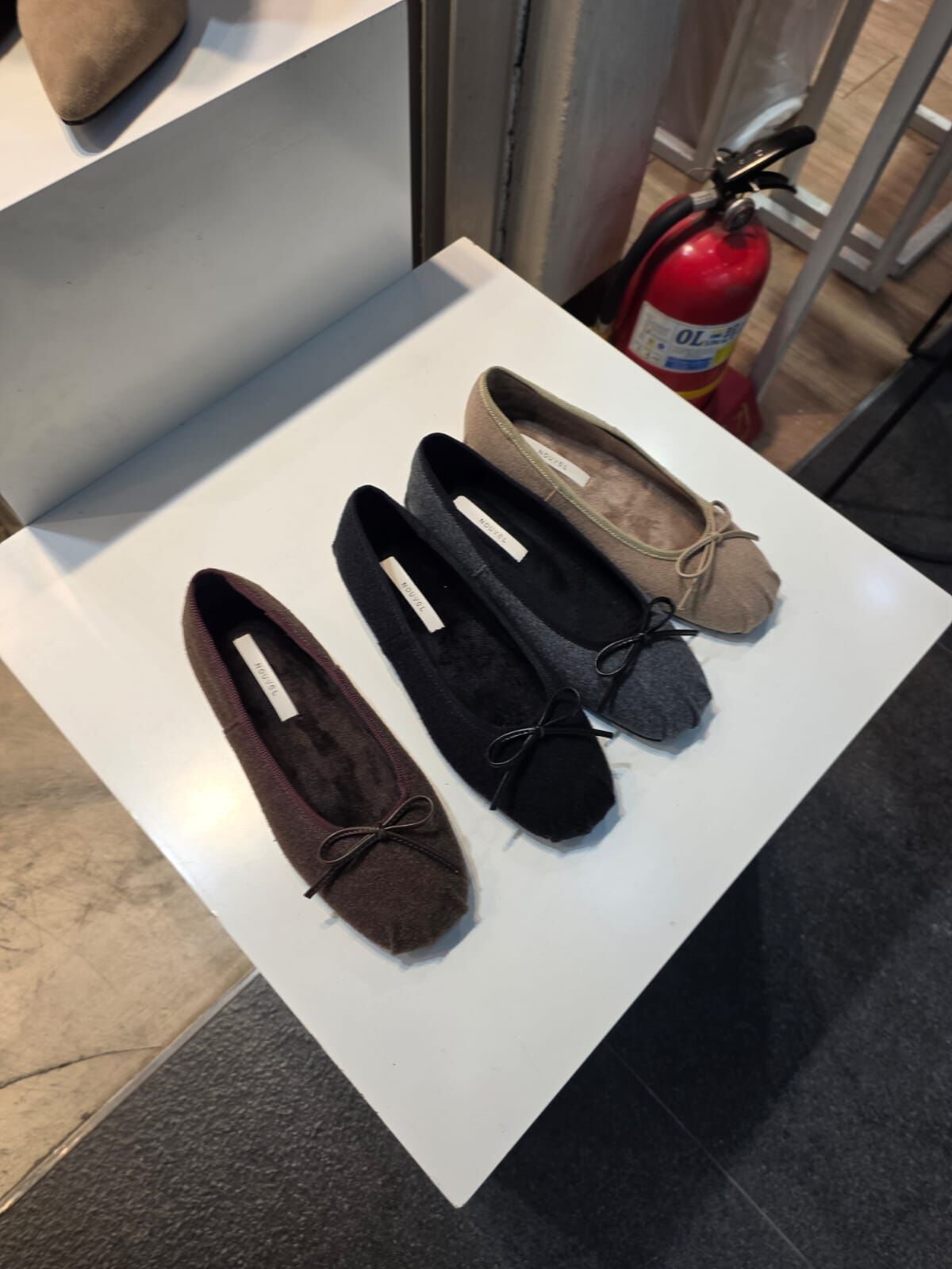 SH5218 絨面蝴蝶結平底芭蕾舞鞋 *買大一碼*