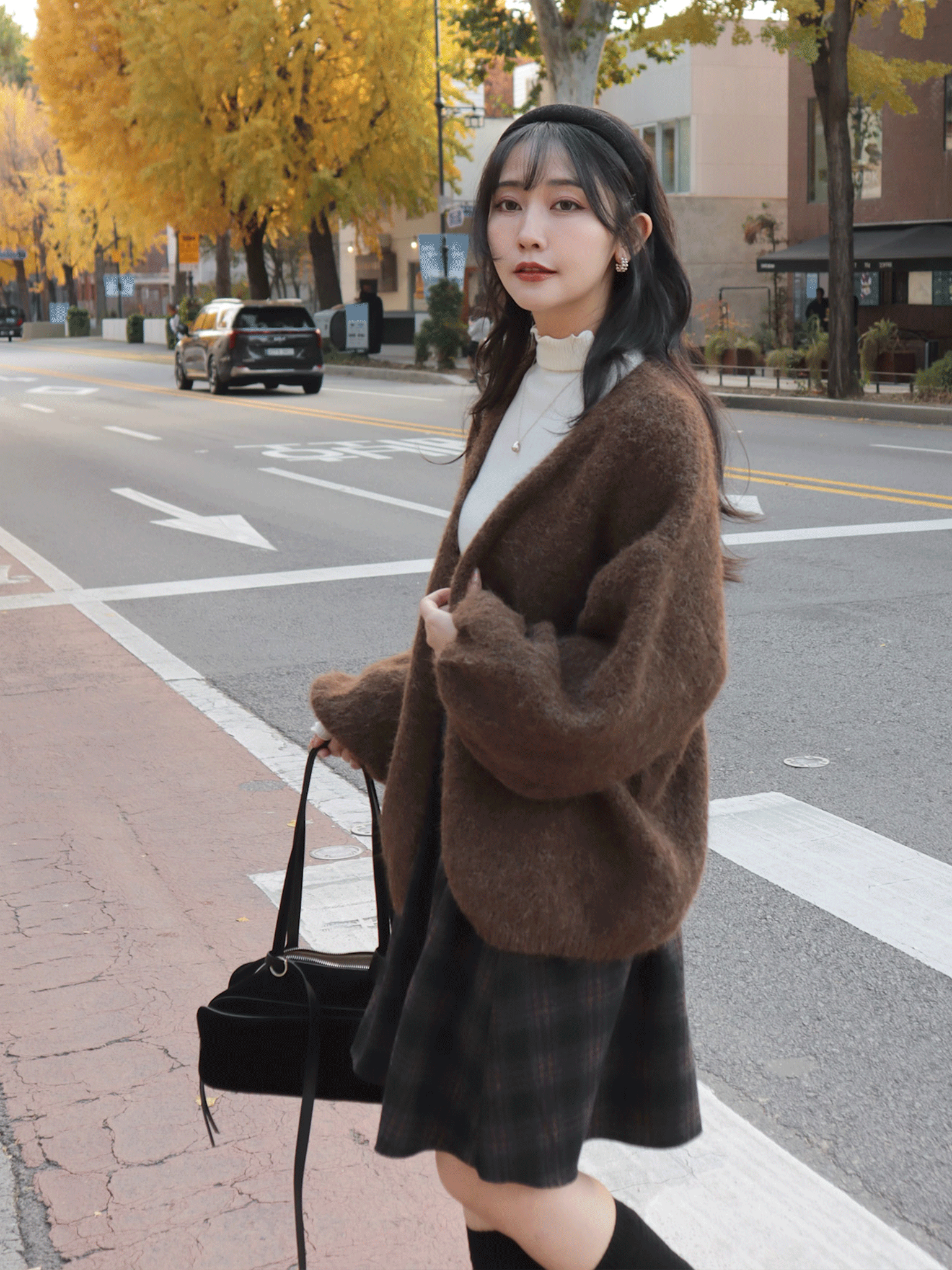 25J103 本期推薦! 慵懶鬆弛感滿滿拋袖針織混浣熊毛罩衫/外套