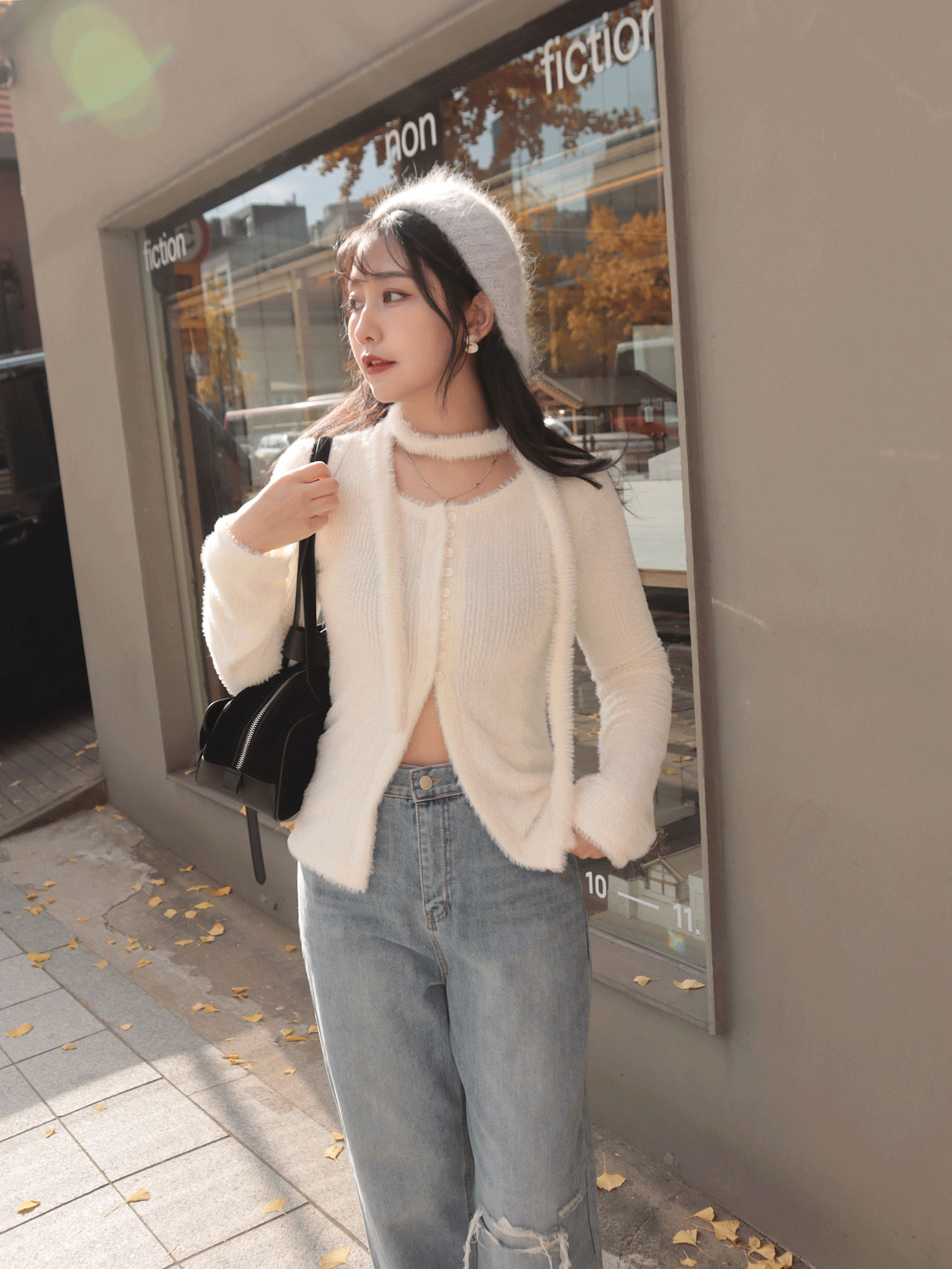 25J105 柔柔霧霧水貂毛感繞脖開衩排釦顯瘦上衣 (自留)