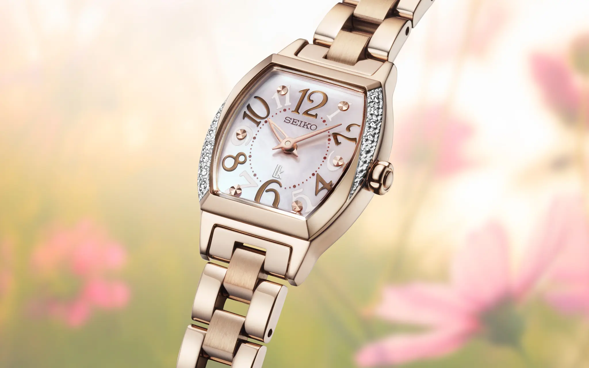 萬年鐘錶 - SEIKO  LUKIA系列  酒桶型玫瑰金石英機芯女錶 SSWA016J / 4N30-01D0K  錶徑21MM